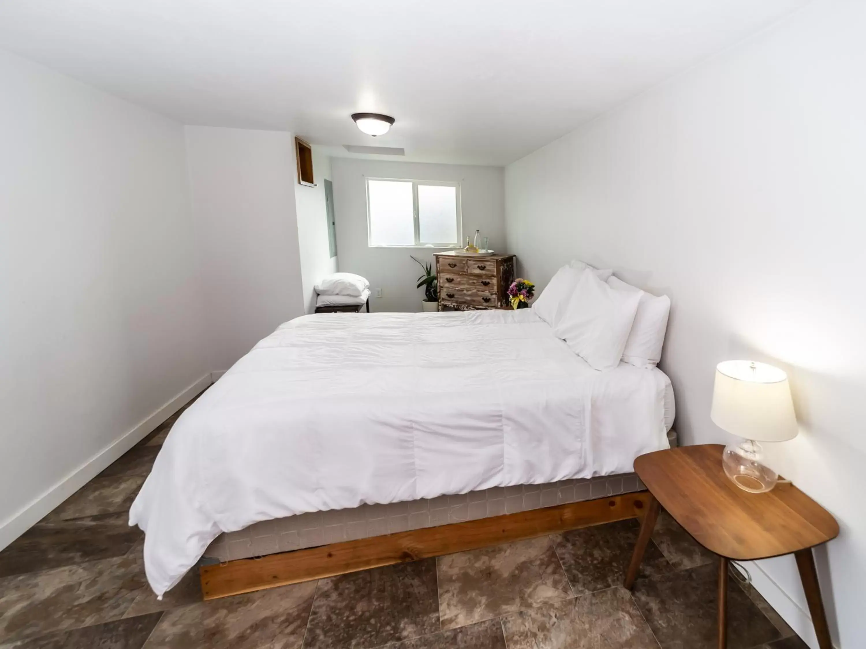 Bedroom, Bed in Terimore Lodging by the Sea