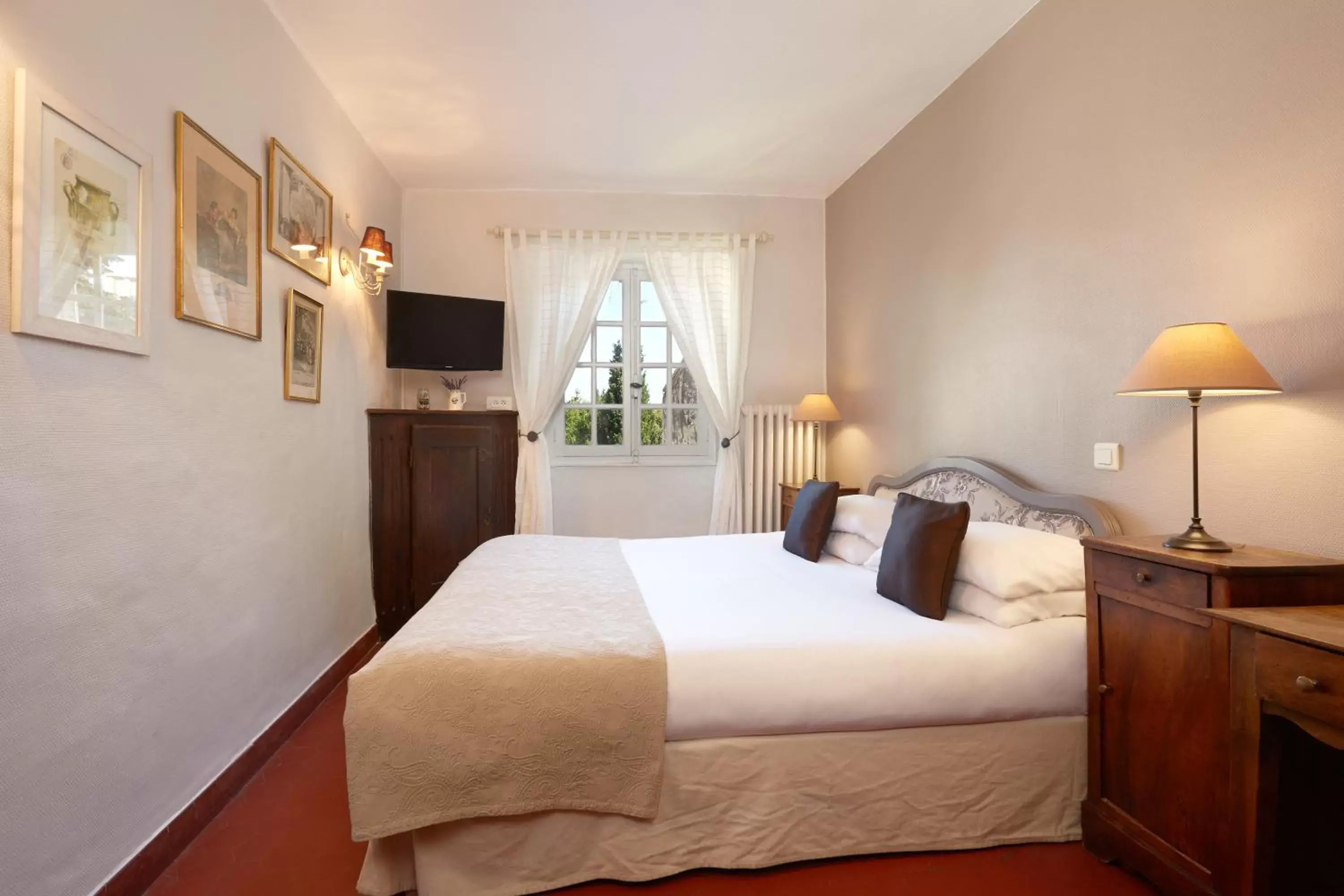 Bedroom, Bed in Hotel De L'Atelier