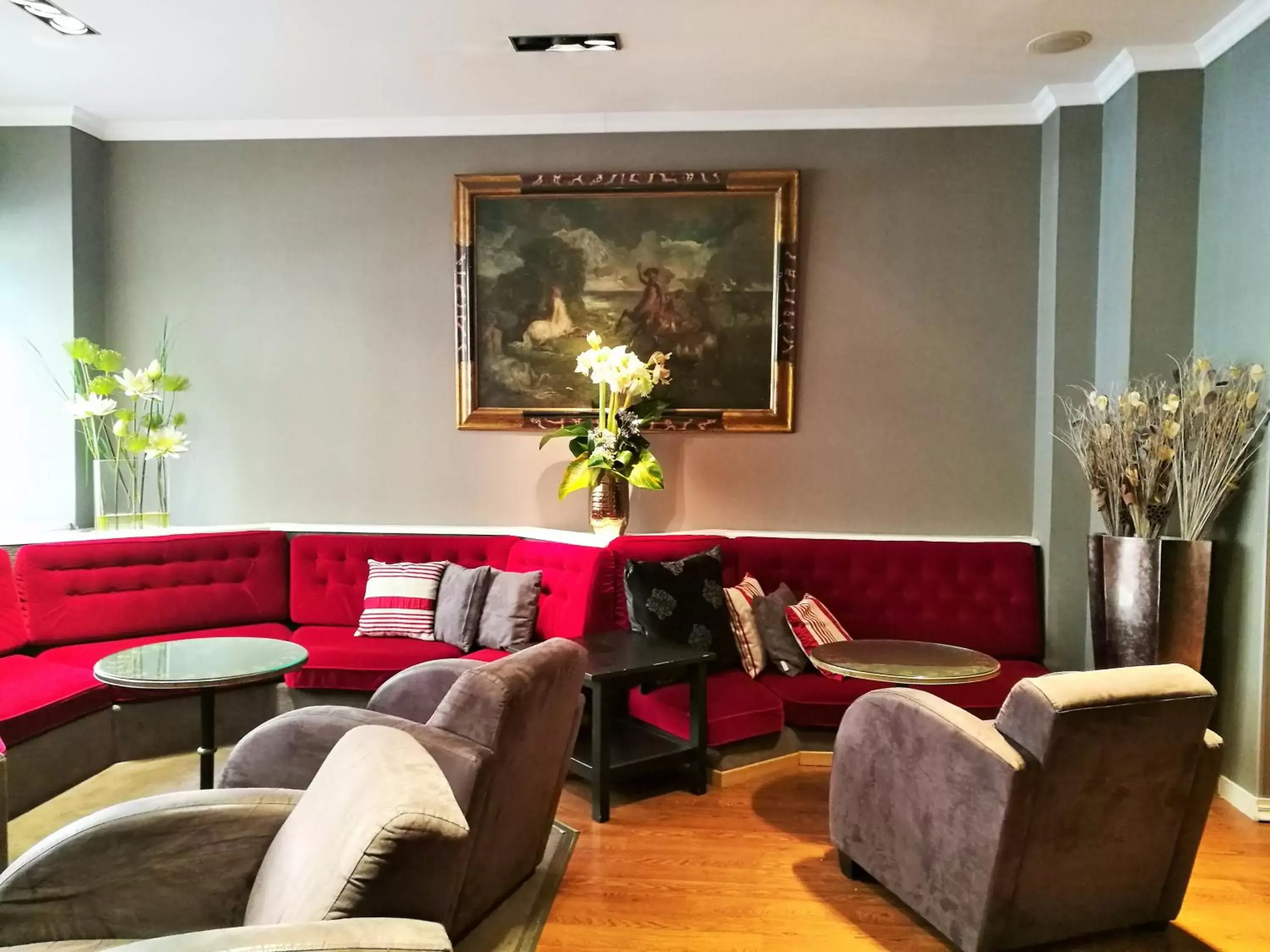 Lobby or reception, Seating Area in Hotel Claude Bernard Saint-Germain