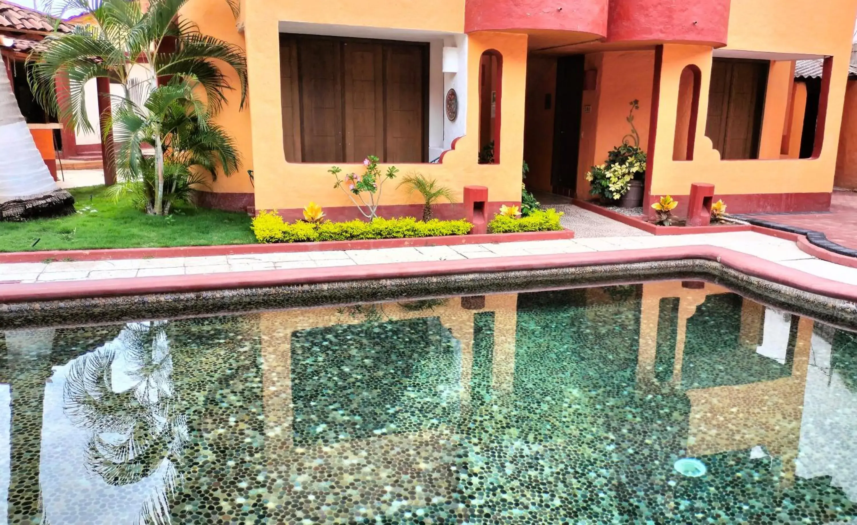 Garden view, Swimming Pool in Villas Miramar