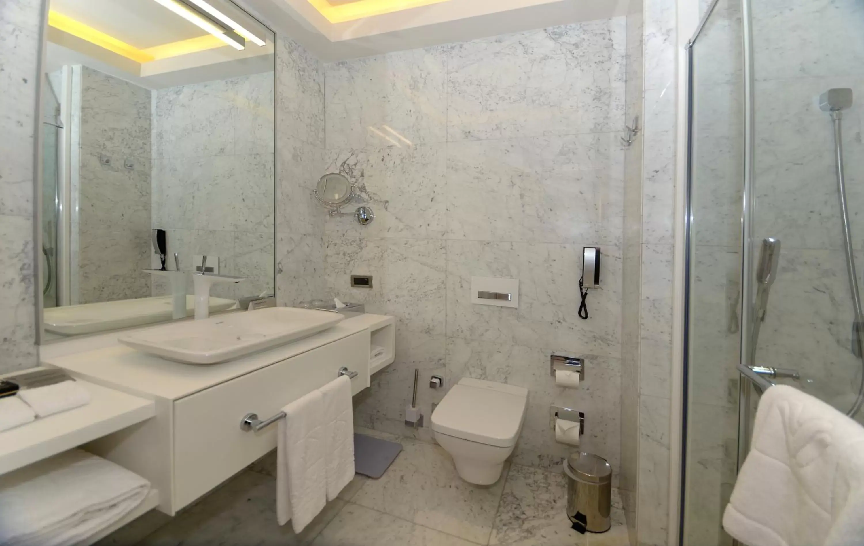 Bathroom in Wyndham Grand Istanbul Levent