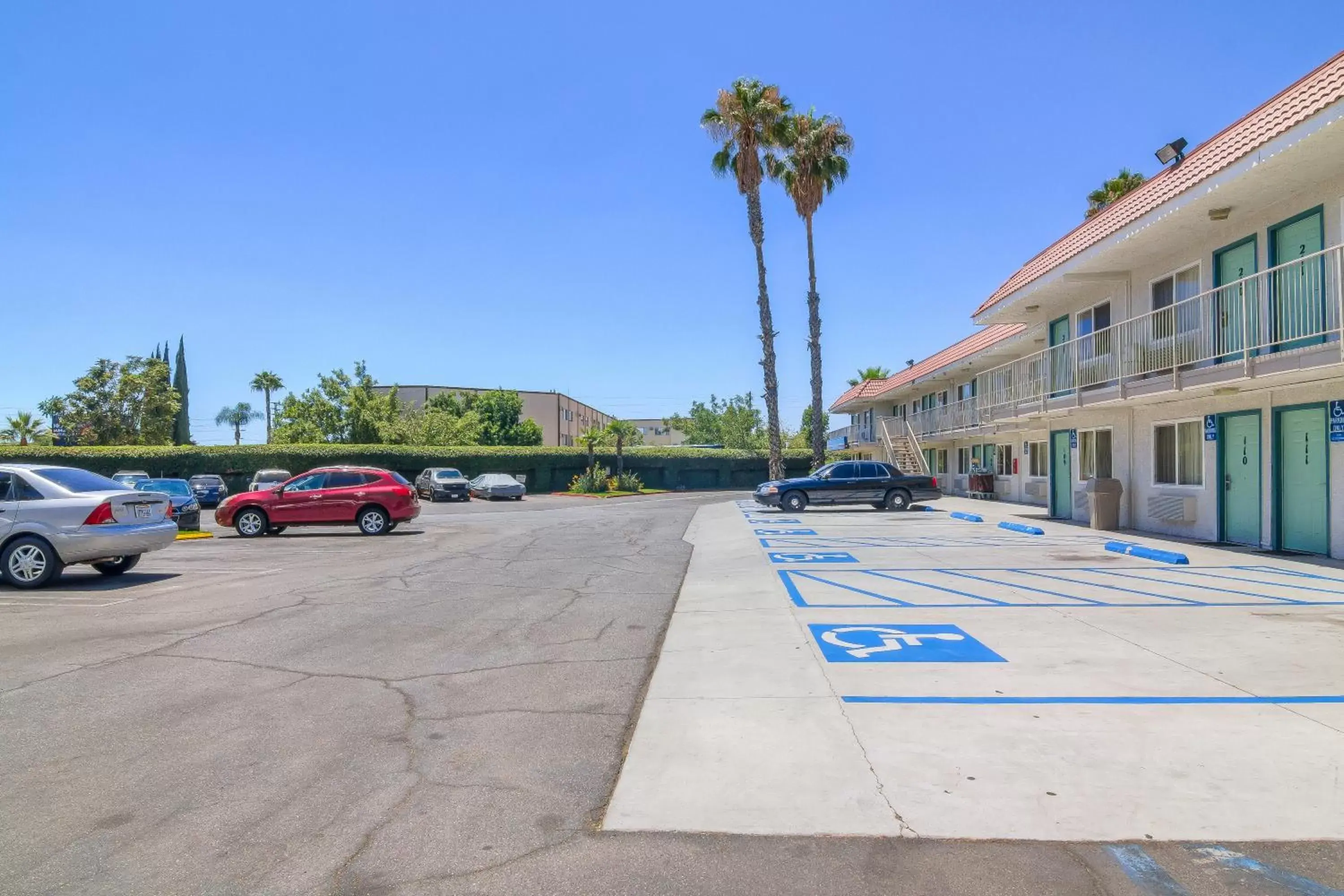 Facade/entrance, Property Building in Motel 6-Sepulveda, CA - Los Angeles - Van Nuys - North Hills