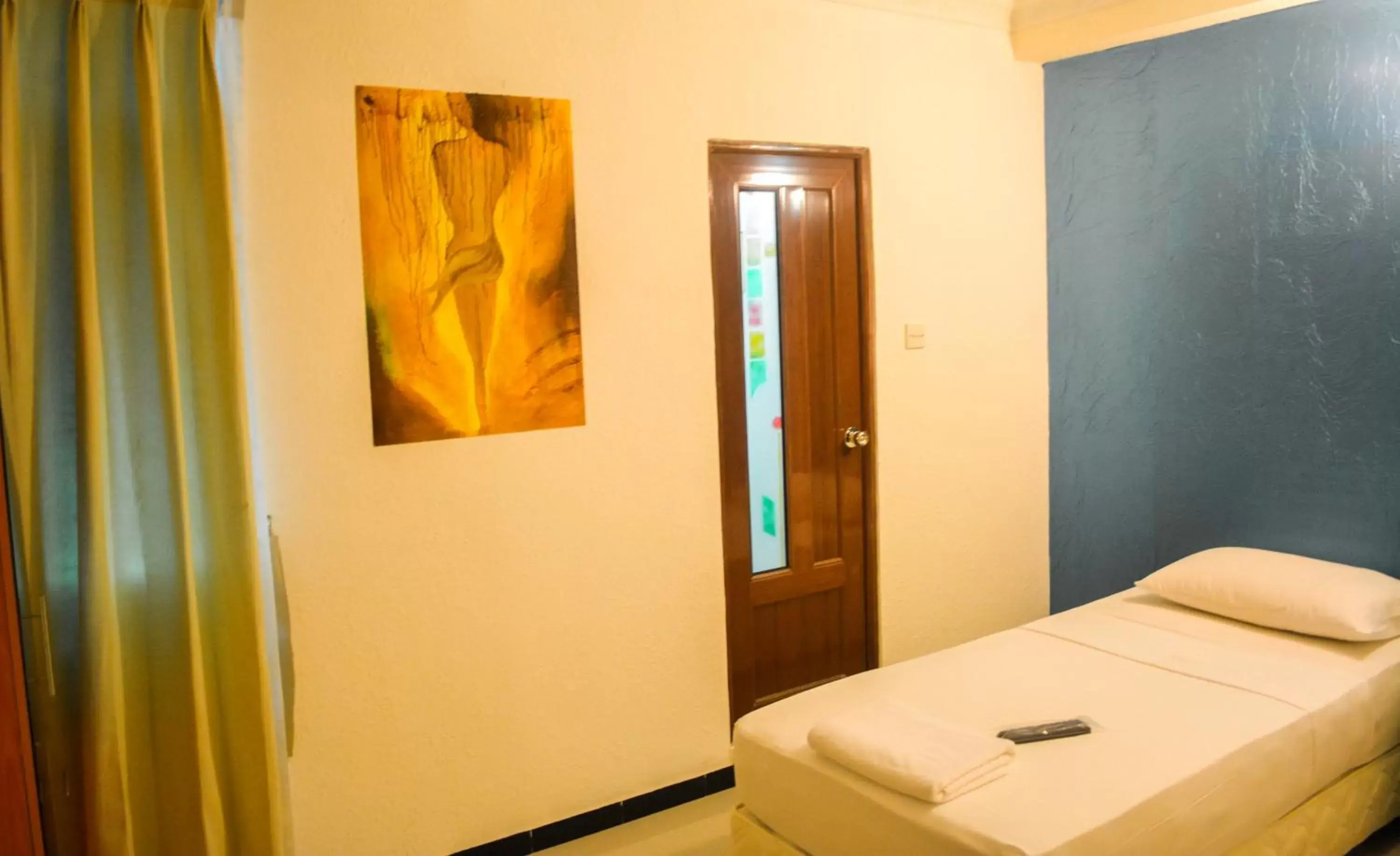 Bedroom, Room Photo in Saasha City Hotel