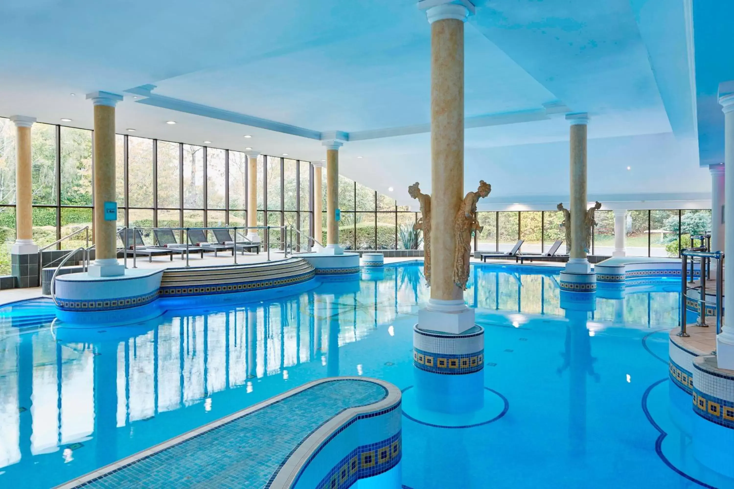 Swimming Pool in Delta Hotels by Marriott Manchester Airport