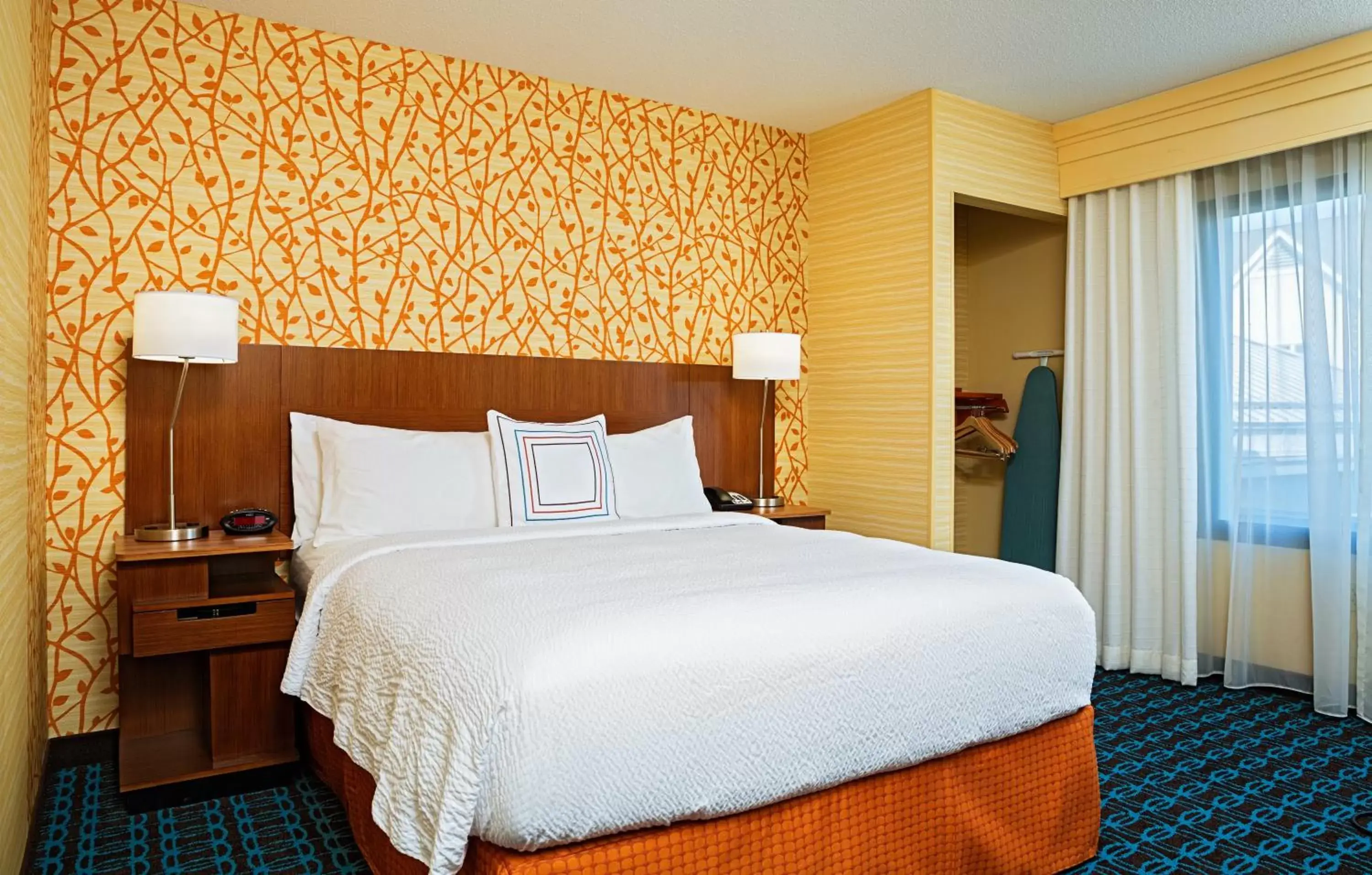 Bedroom, Bed in Fairfield Inn and Suites by Marriott Rochester West/Greece