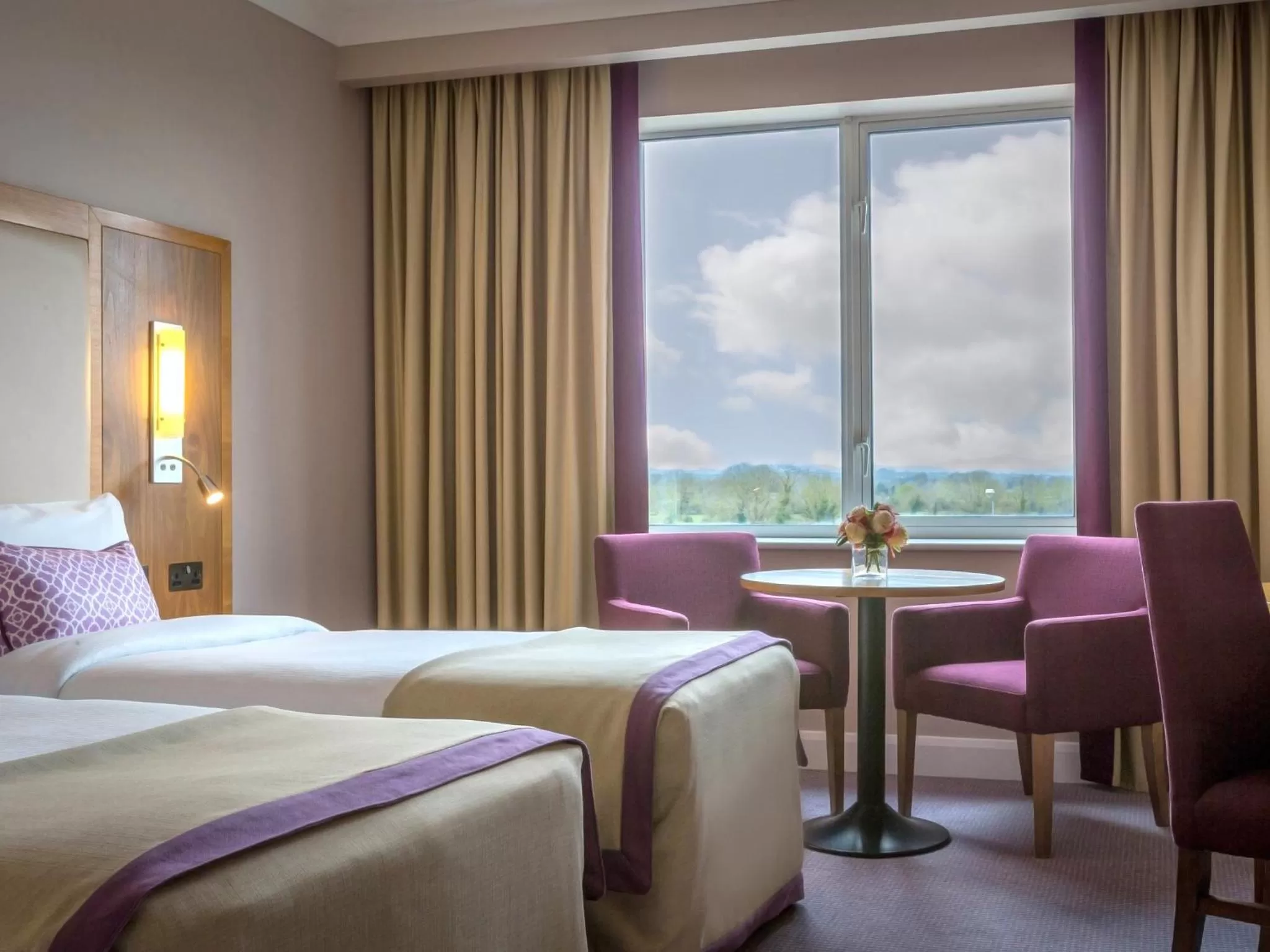 Seating area, Bed in Charleville Park Hotel & Leisure Club IRELAND