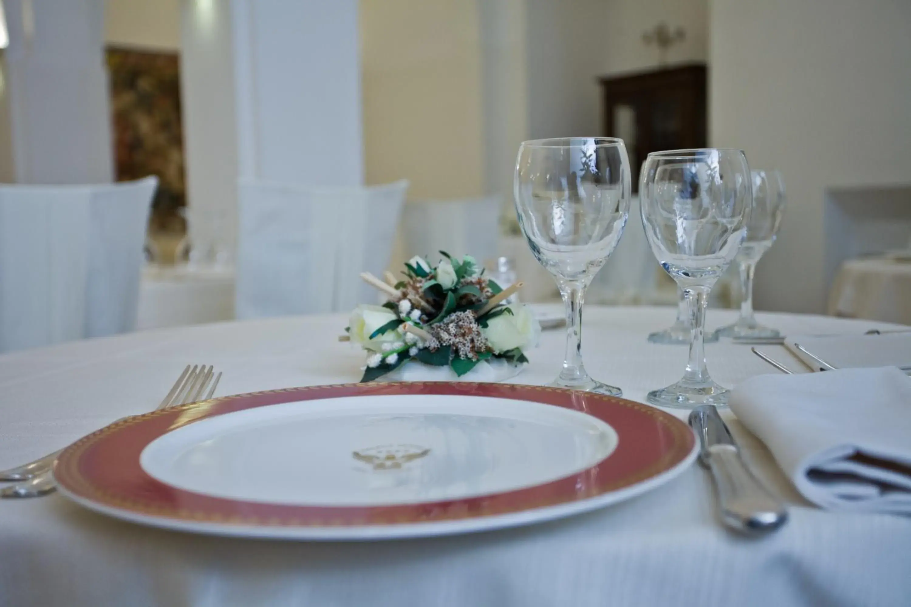 Restaurant/Places to Eat in Palace Hotel San Michele