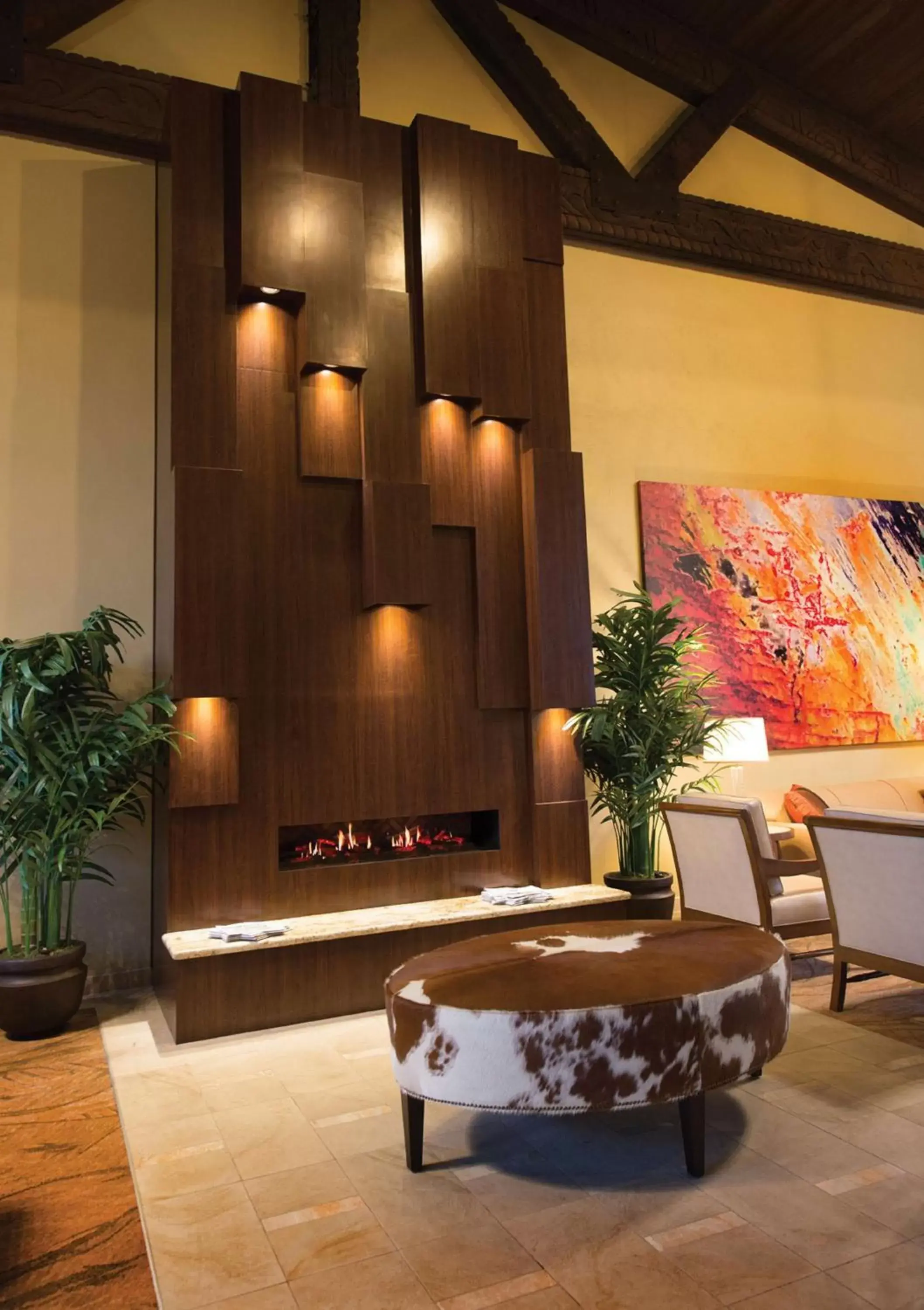 Lobby or reception in DoubleTree Suites by Hilton Tucson-Williams Center