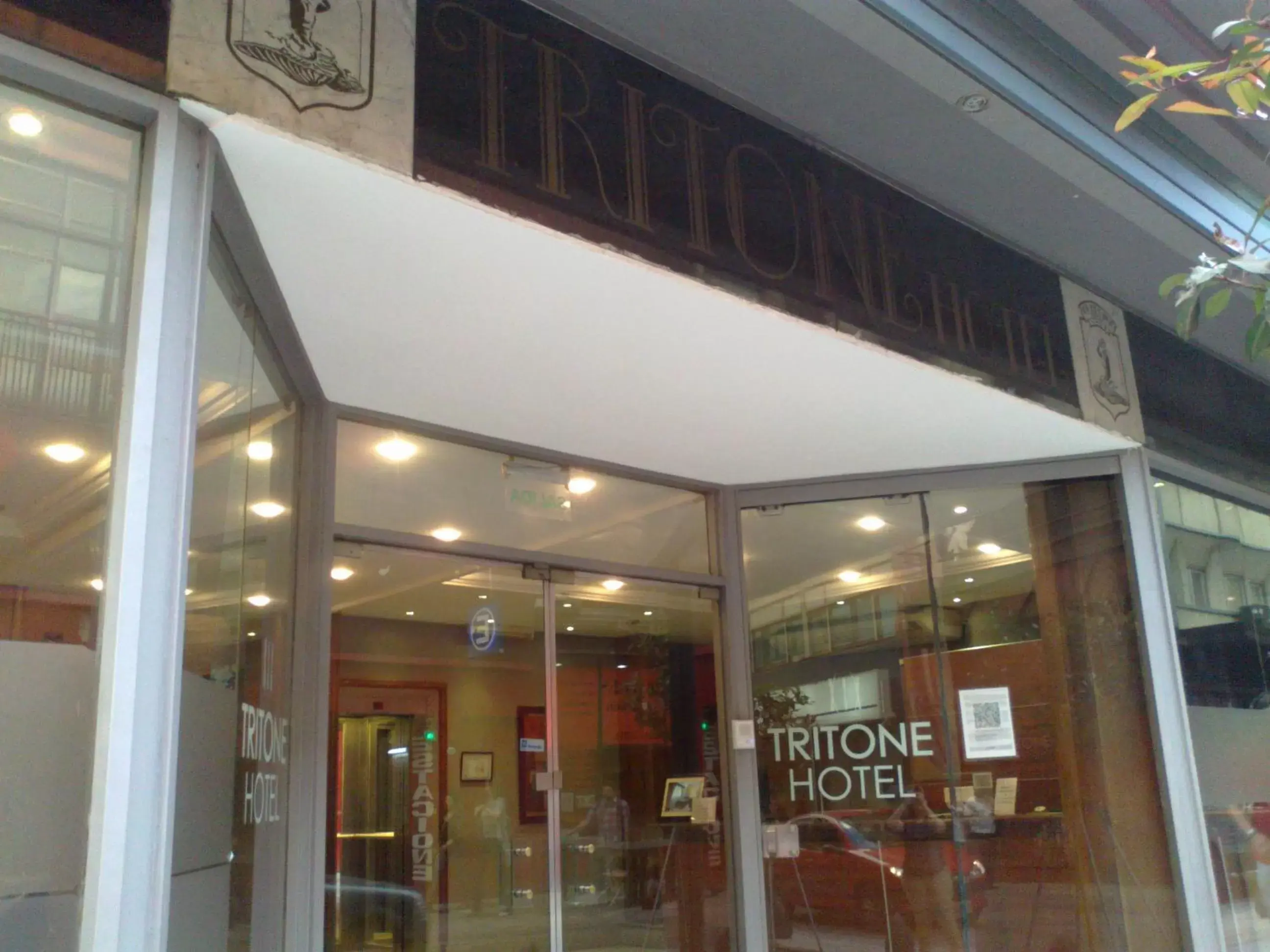 Facade/entrance in Tritone Hotel