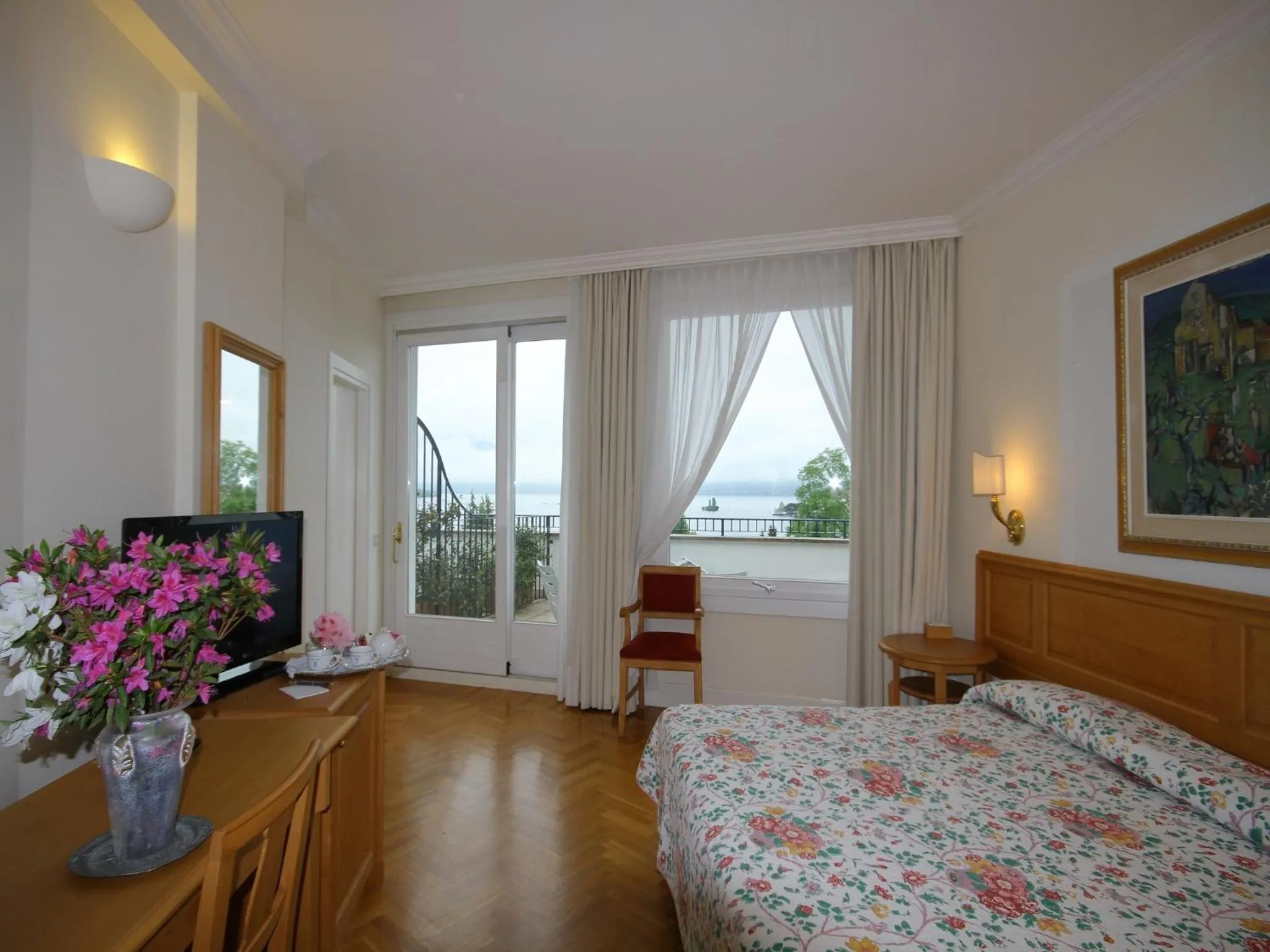 Bedroom, Bed in Hotel Royal