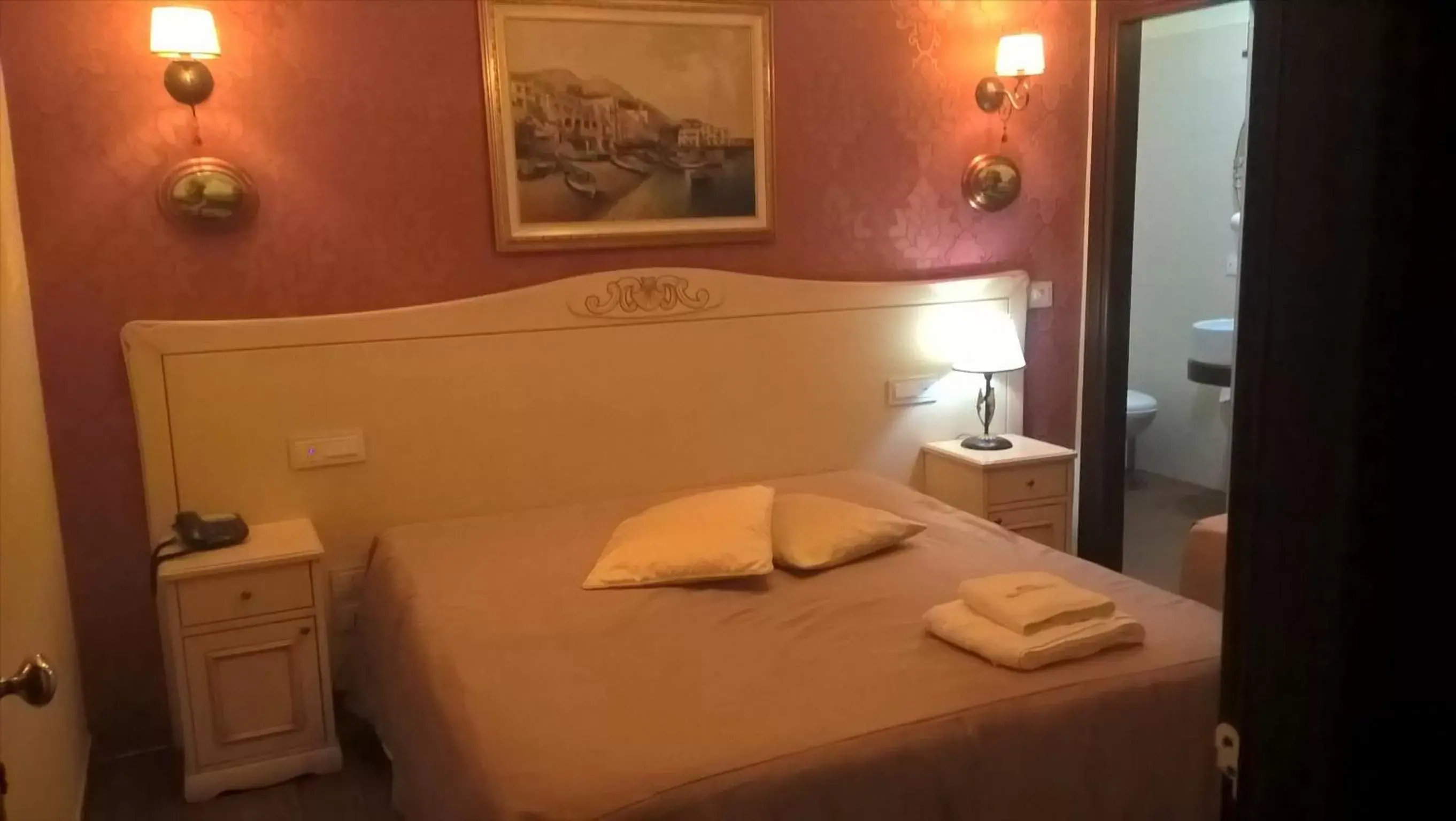 Bed in Hotel Villa Clementina