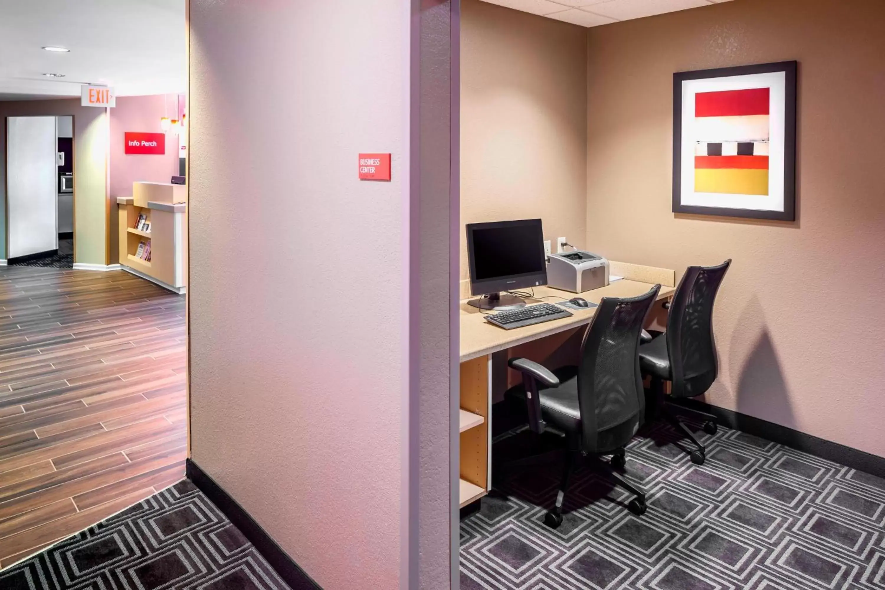Business facilities in TownePlace Suites Columbus