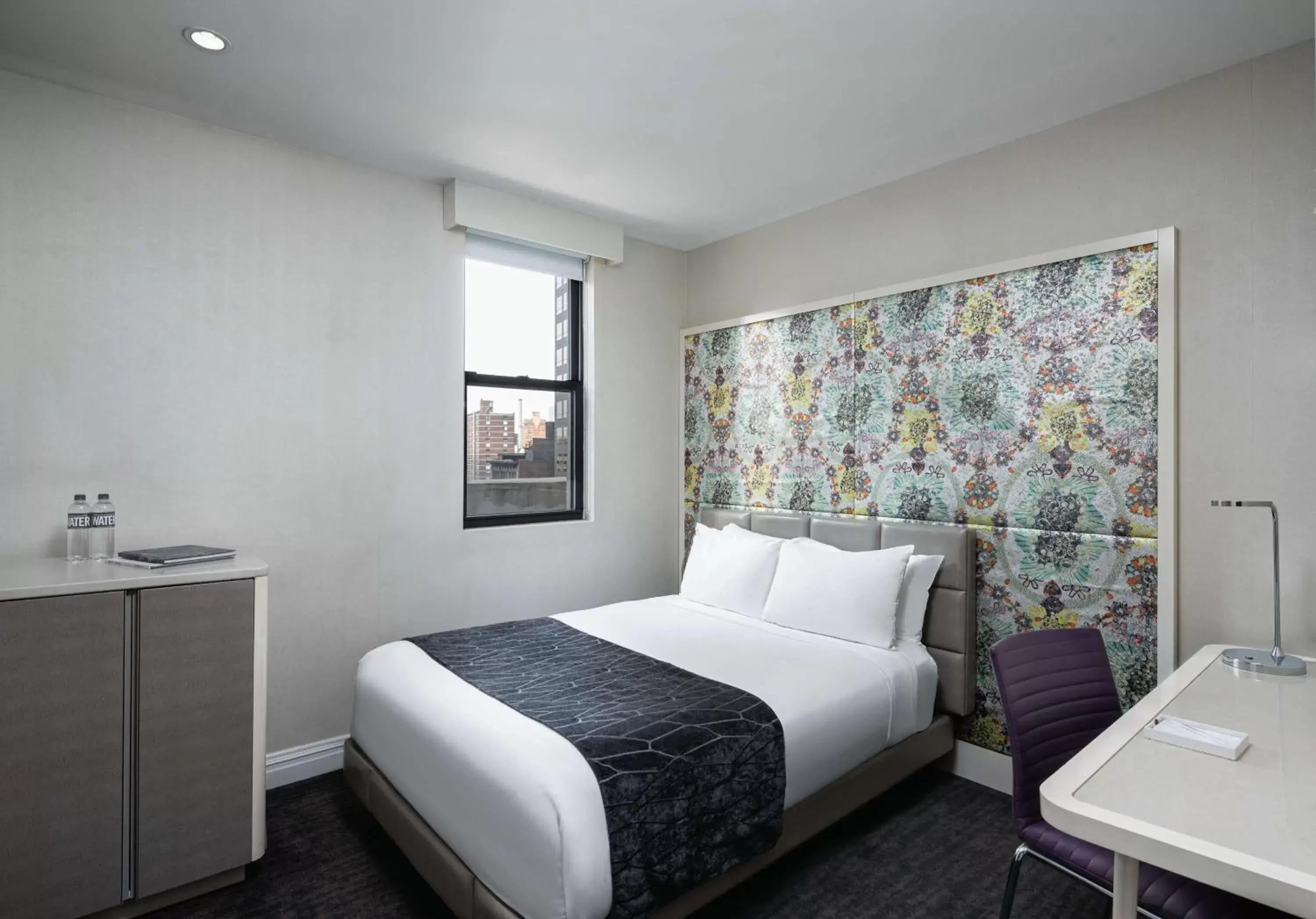 Bedroom, Bed in Dream Midtown, Part Of Hyatt