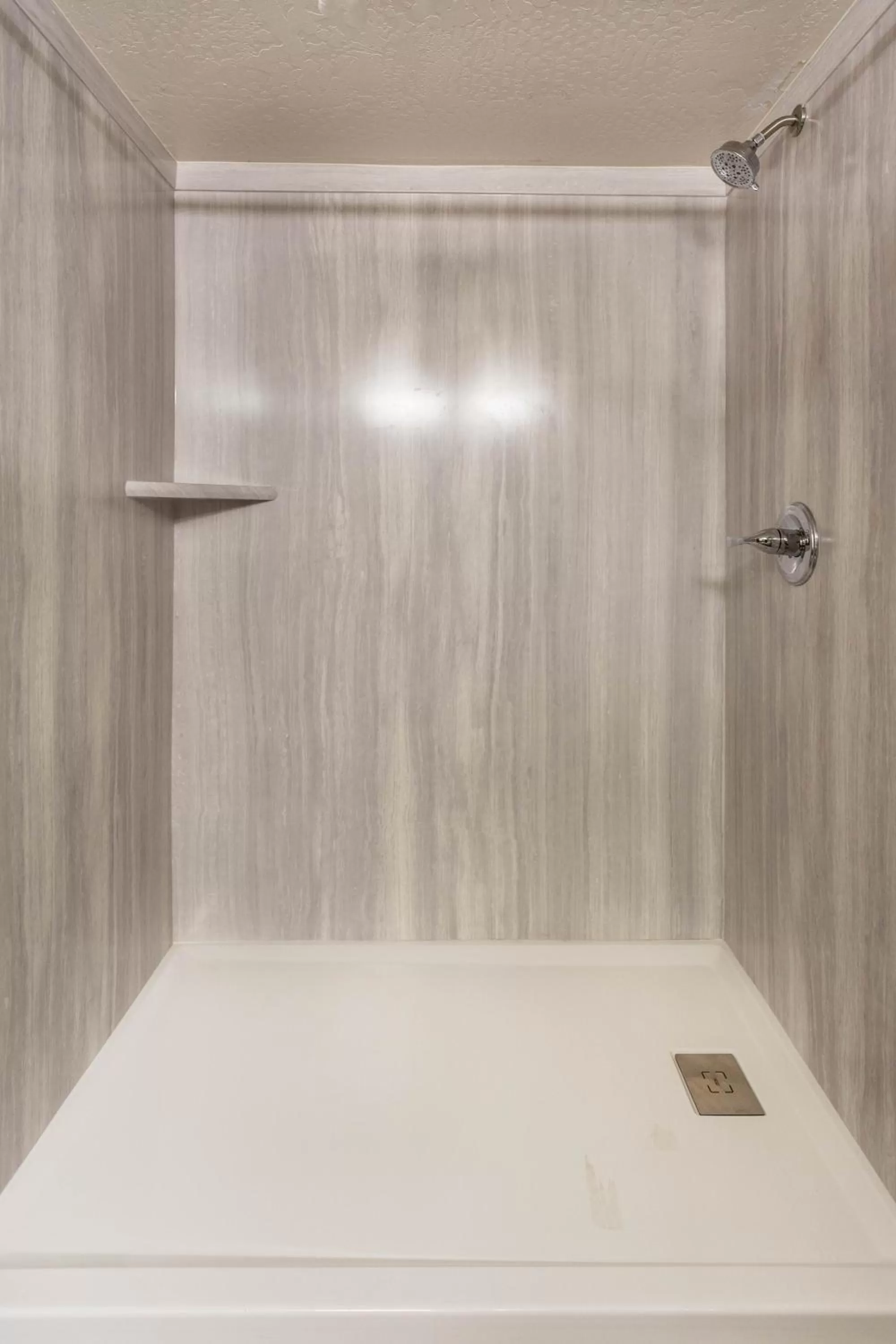 EverSpring Inn and Suites