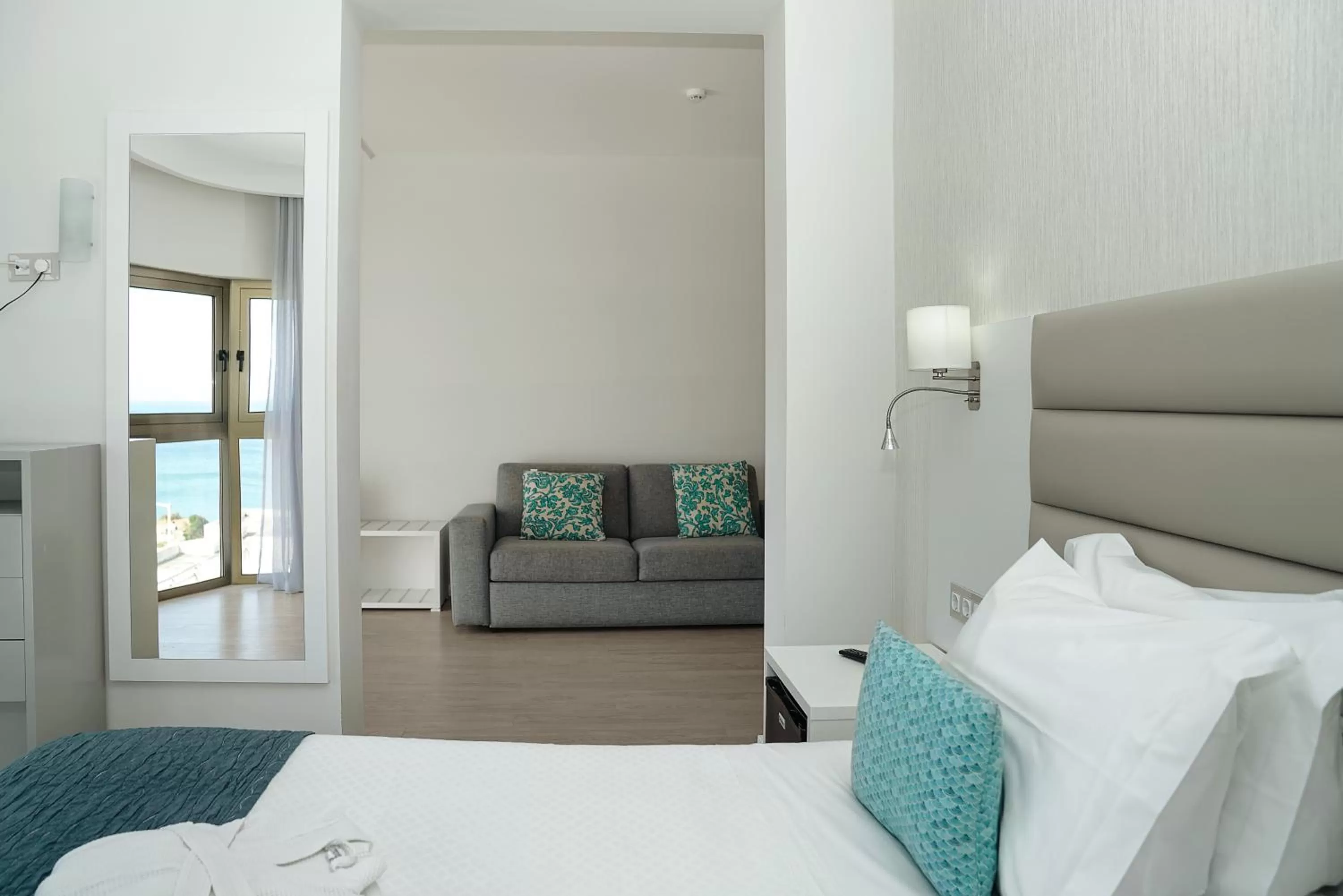 Bedroom, Bed in Carvi Beach Hotel