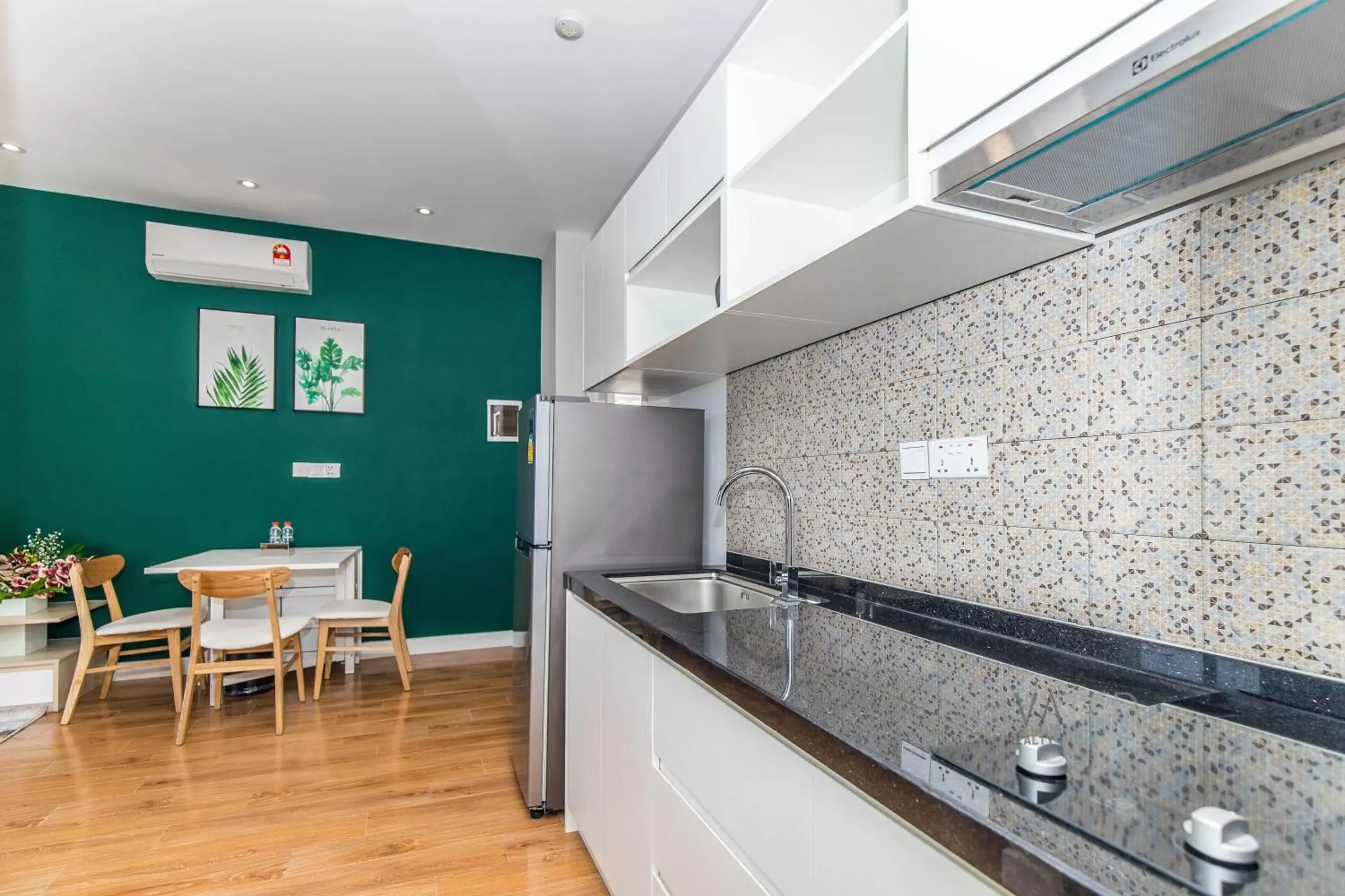 Kitchen or kitchenette, Kitchen/Kitchenette in Helen Fin Inn & Apartment