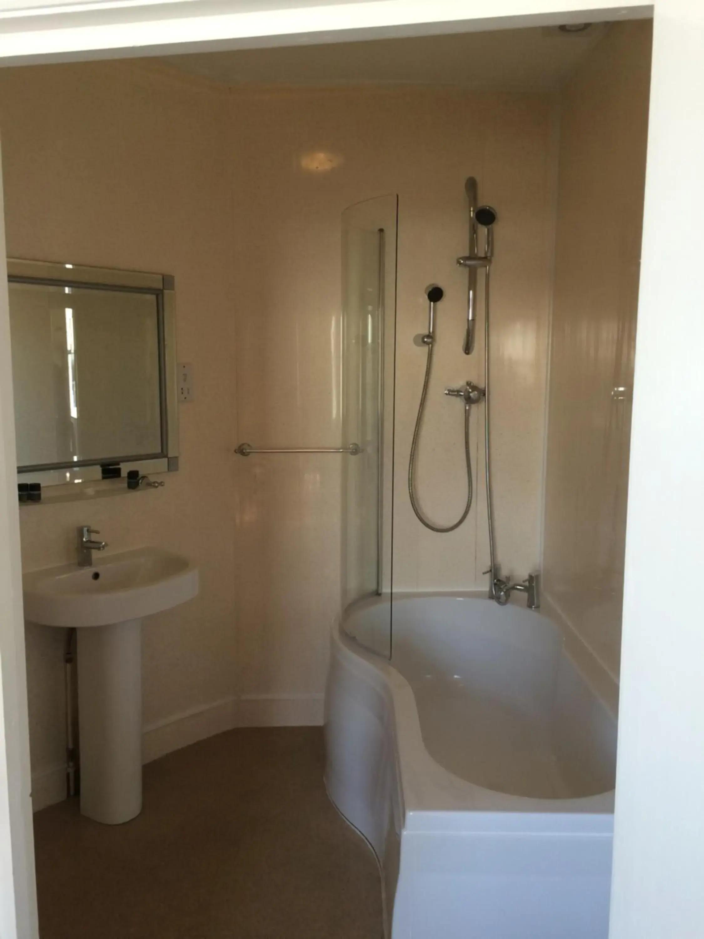 Bathroom in Town House Rooms