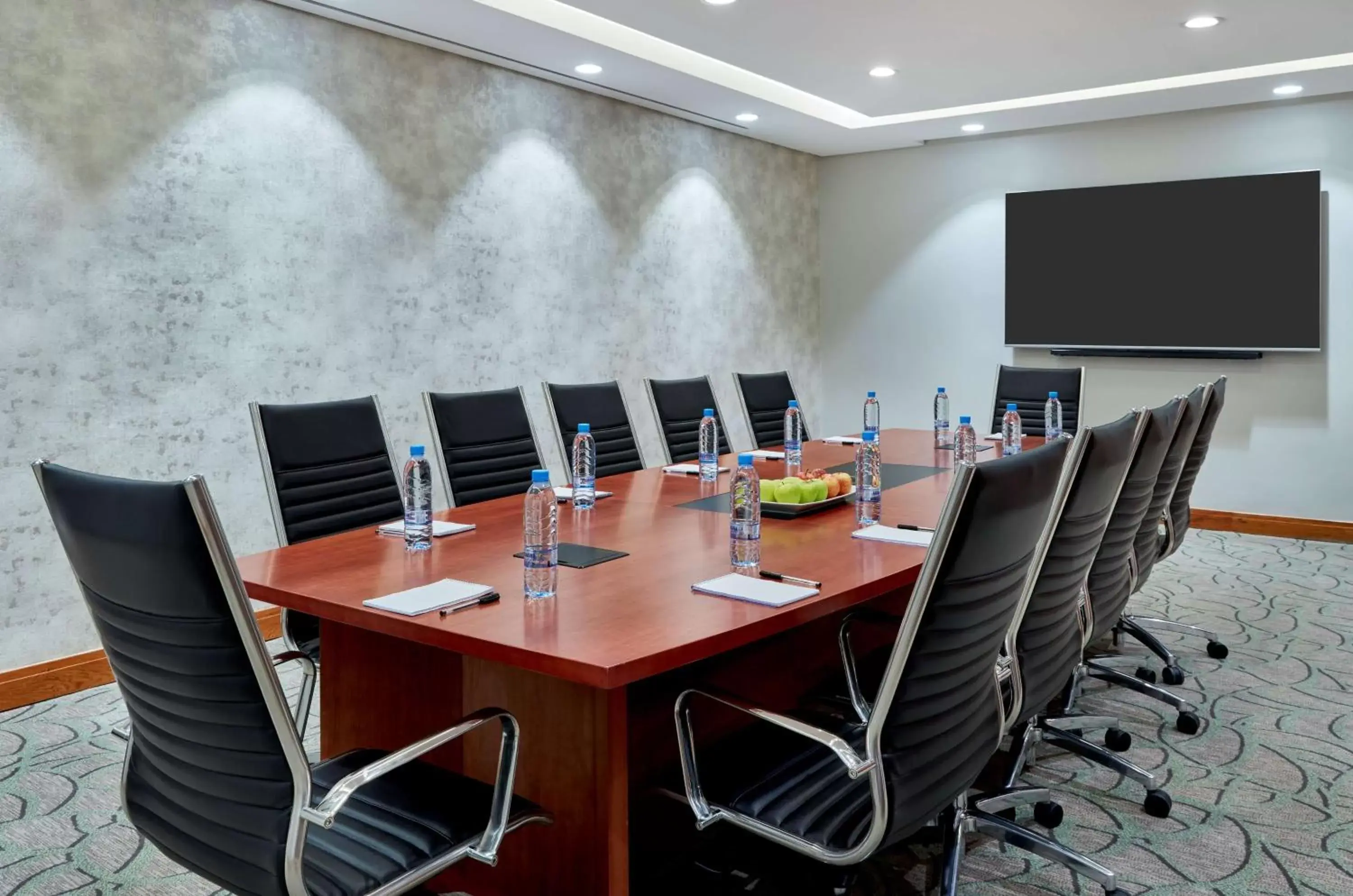 Meeting/conference room in Hilton Garden Inn Society Business Park