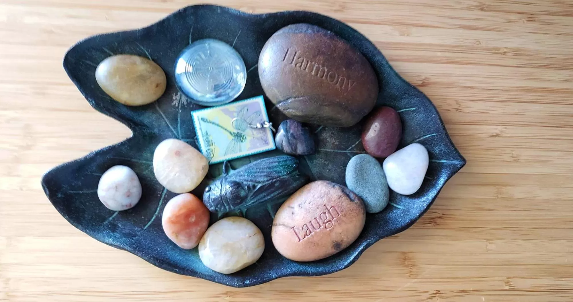 Decorative detail in 2 Cranes Inn - Zion