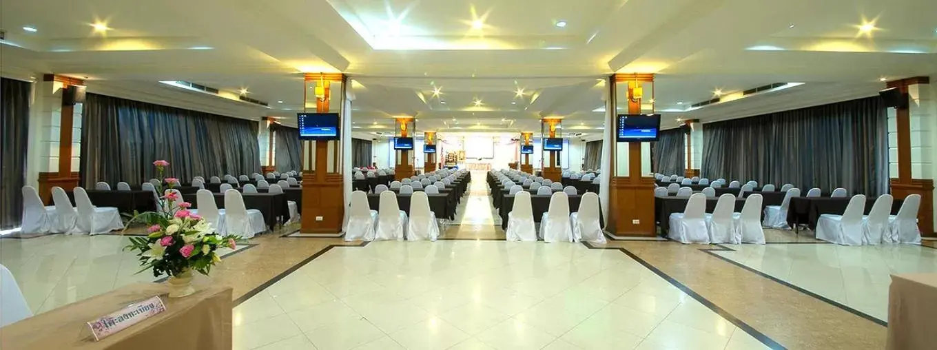 Banquet Facilities in Chakungrao Riverview Hotel