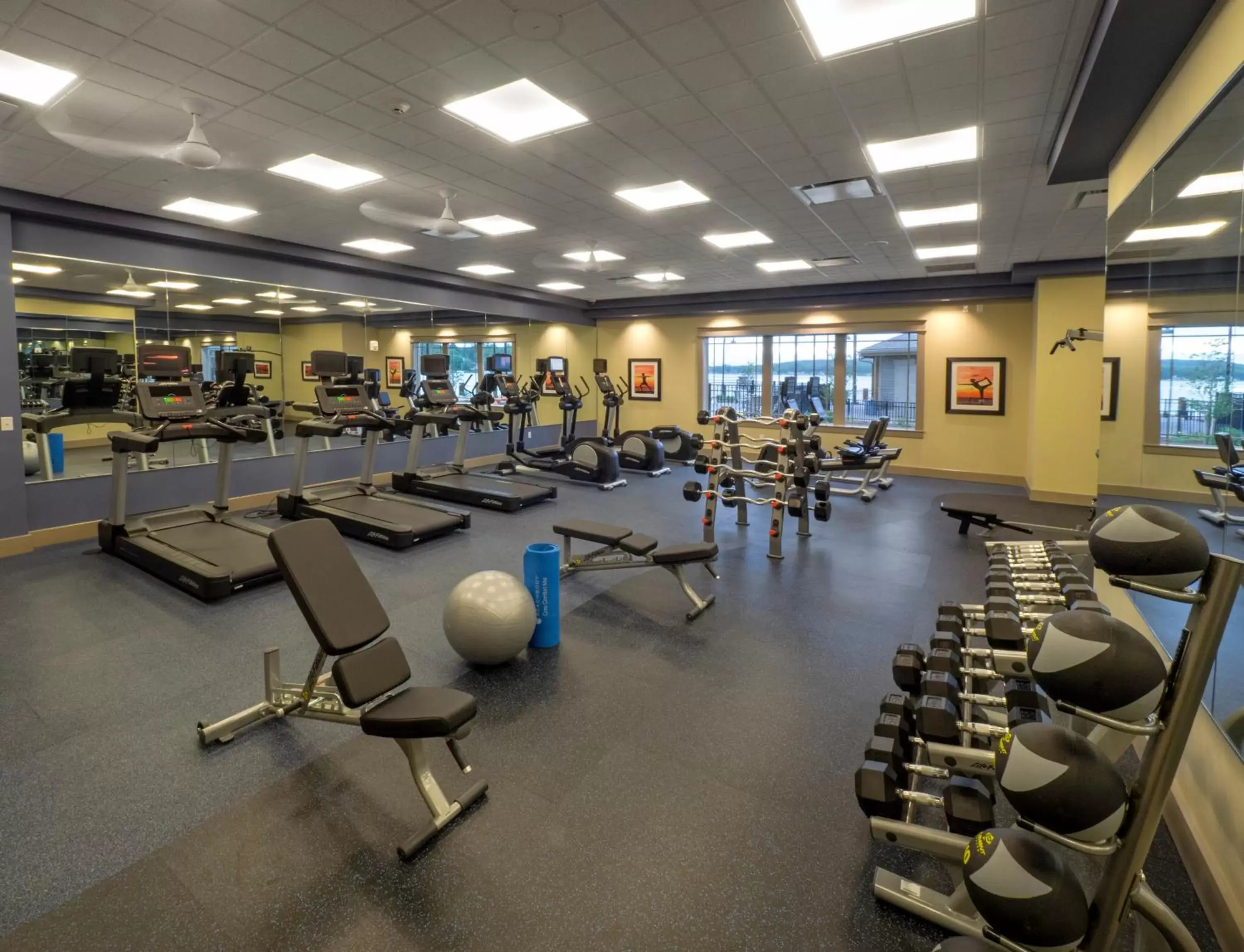 Fitness centre/facilities, Fitness Center/Facilities in Chautauqua Harbor Hotel - Jamestown