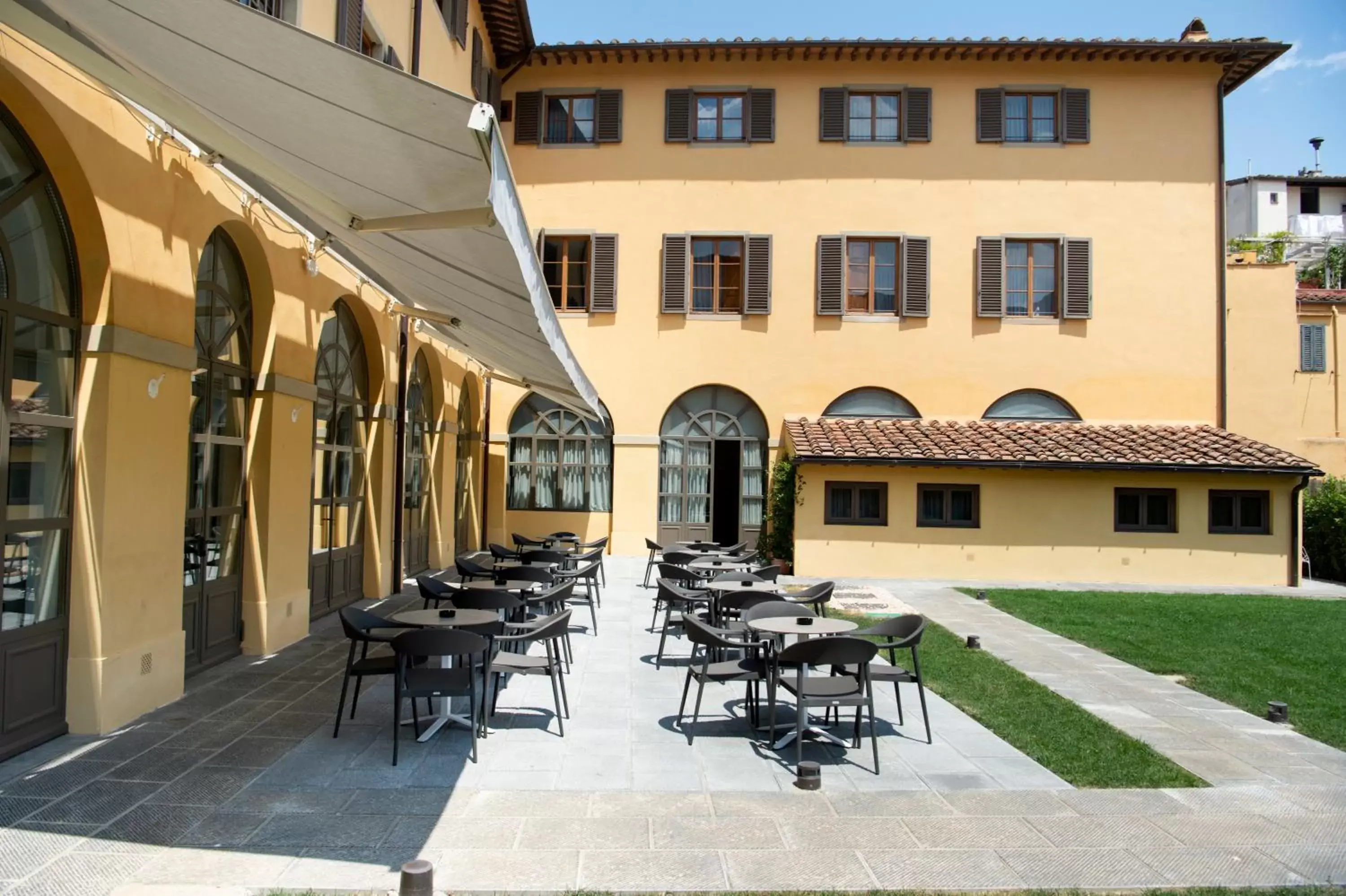 Property building, Restaurant/Places to Eat in Horto Convento