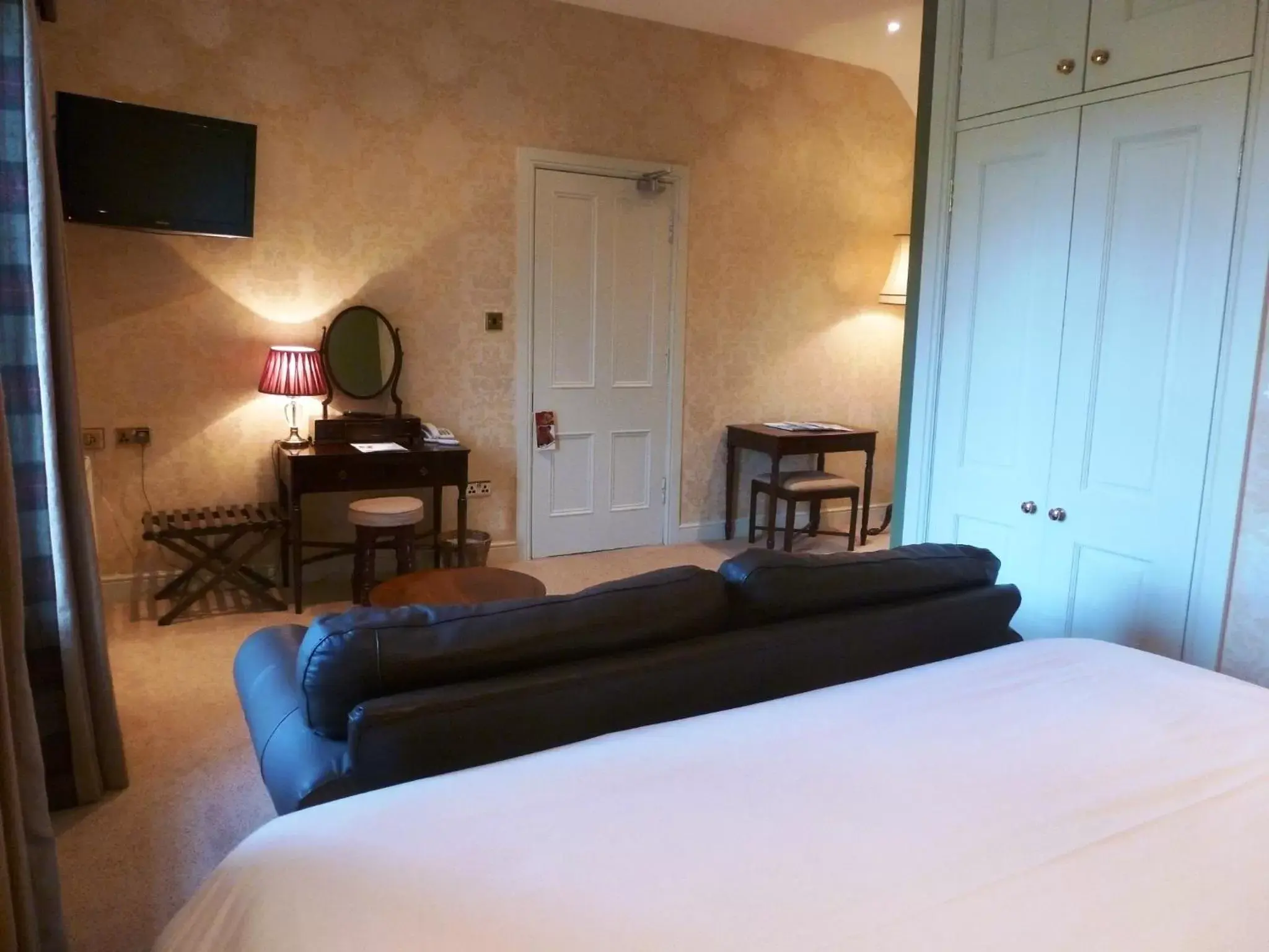 Bedroom, Bed in Blackaddie House Hotel