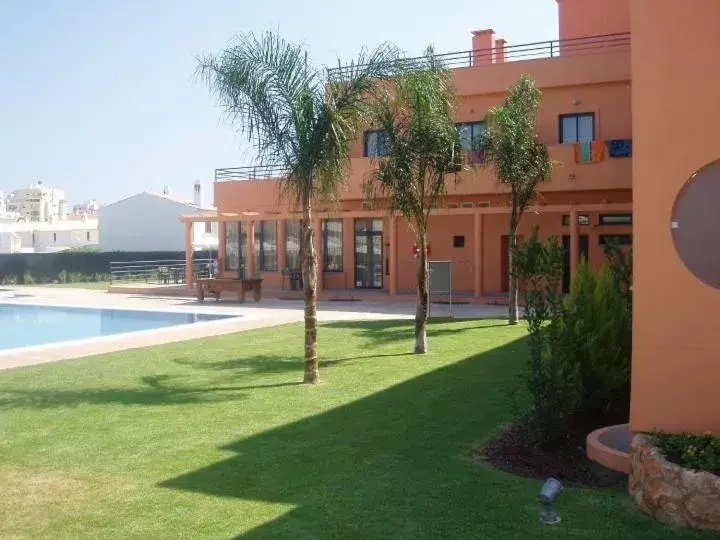 Garden, Property Building in Hotel Praia Sol