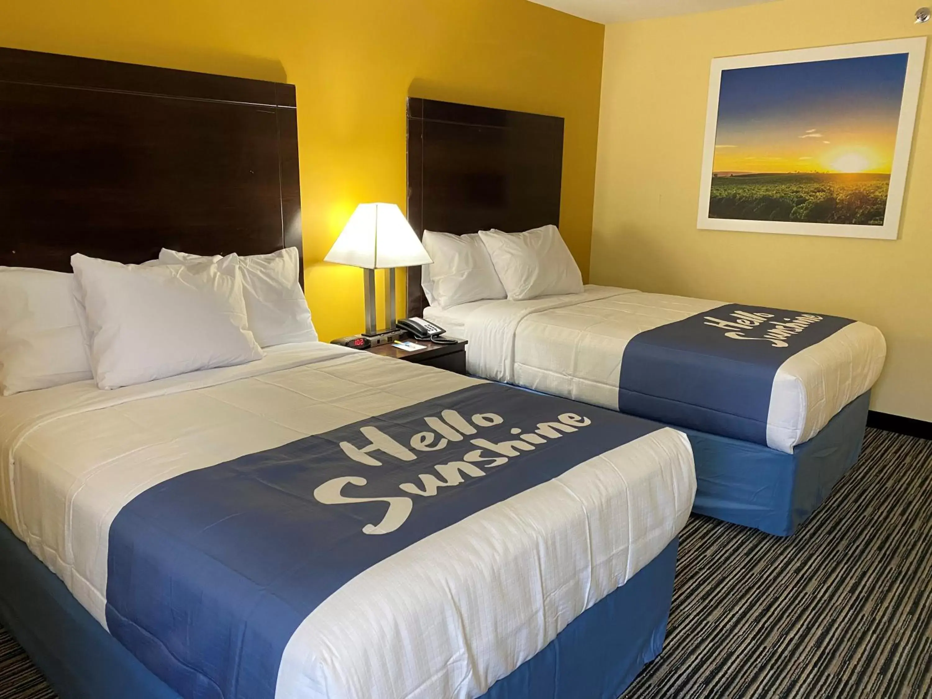 Photo of the whole room, Bed in Days Inn by Wyndham Atlanta/Southlake/Morrow