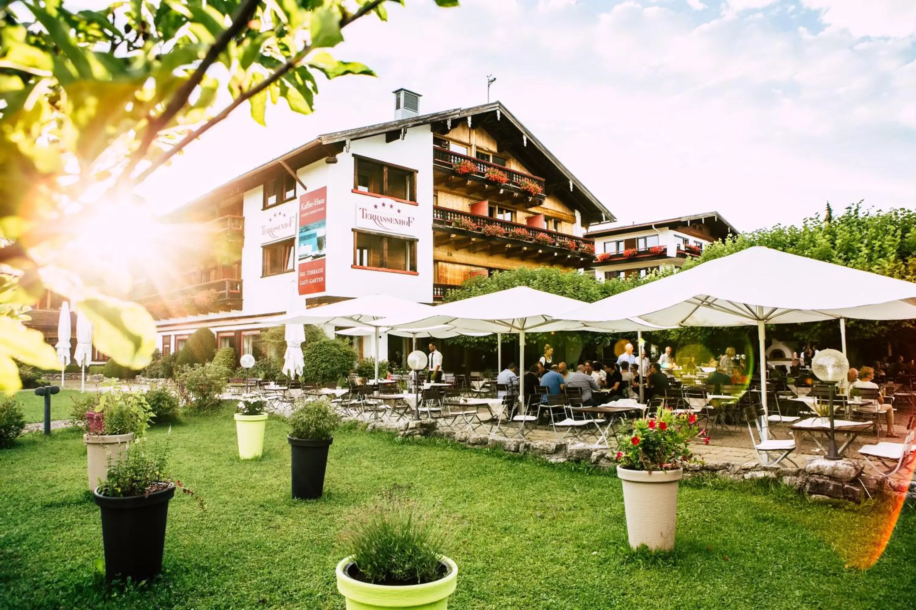 Garden, Property Building in Hotel Terrassenhof