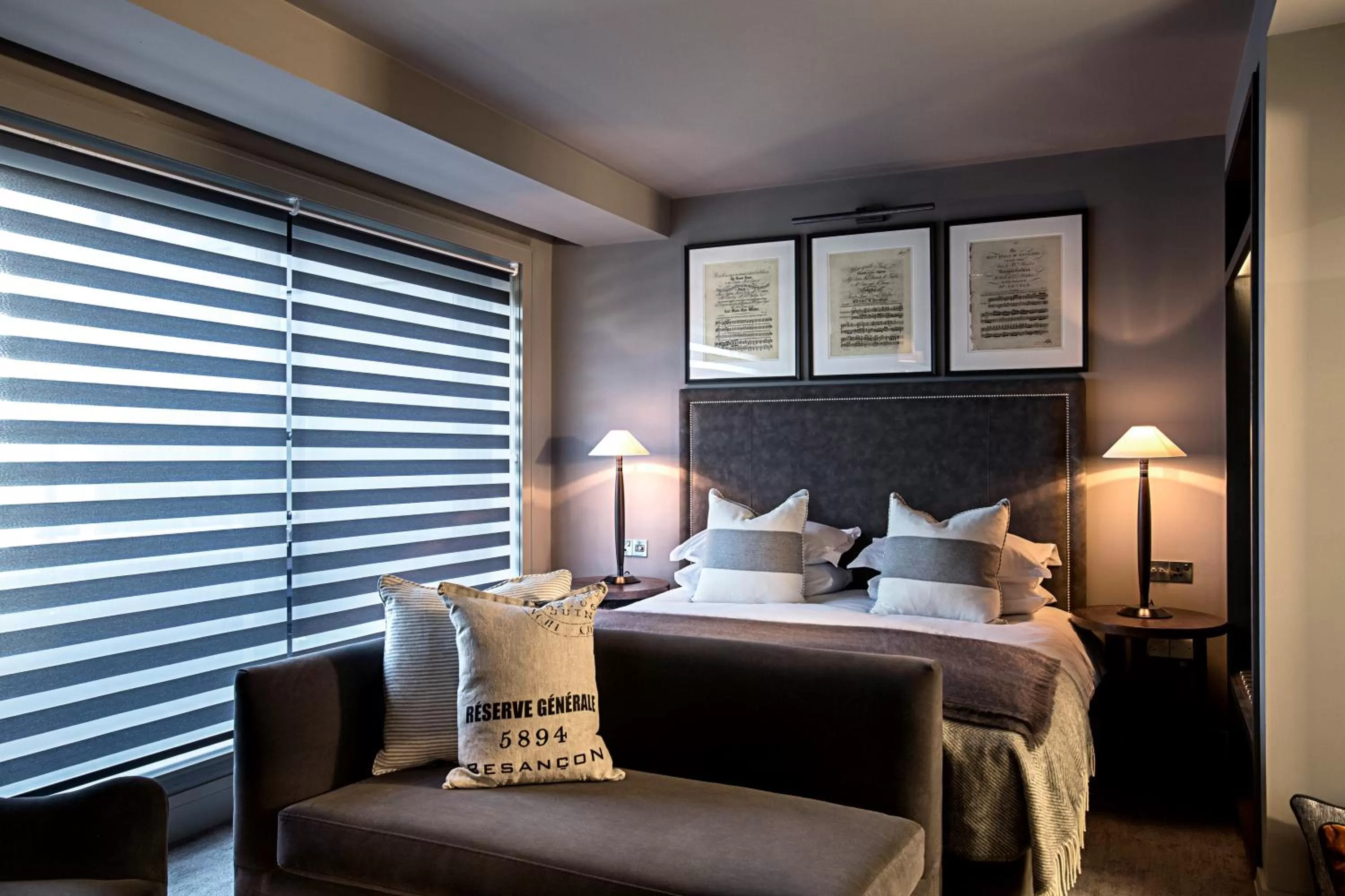 Bedroom, Bed in Dakota Leeds