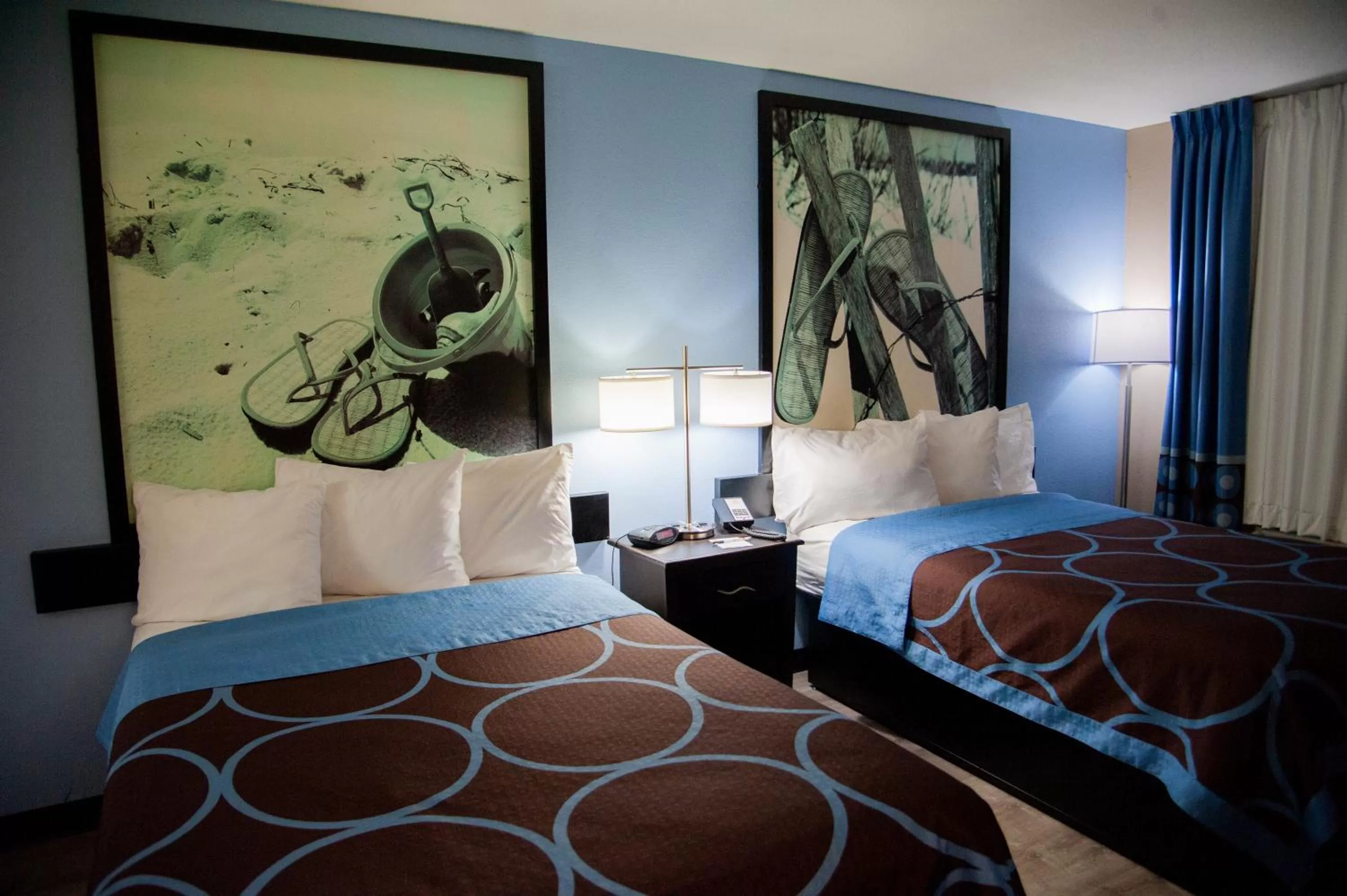 Bed in Super 8 by Wyndham Crestview