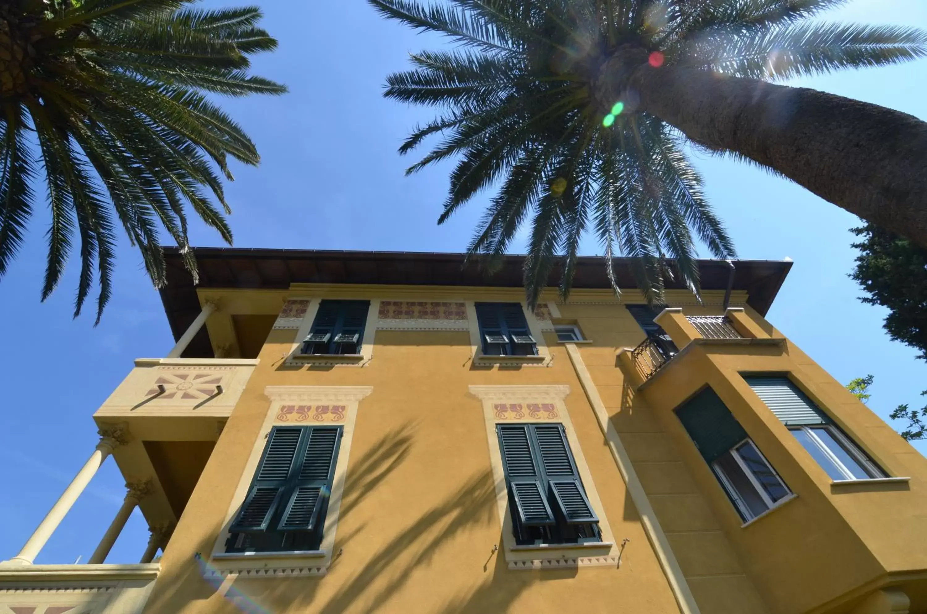 Facade/entrance, Property Building in Villa Margherita