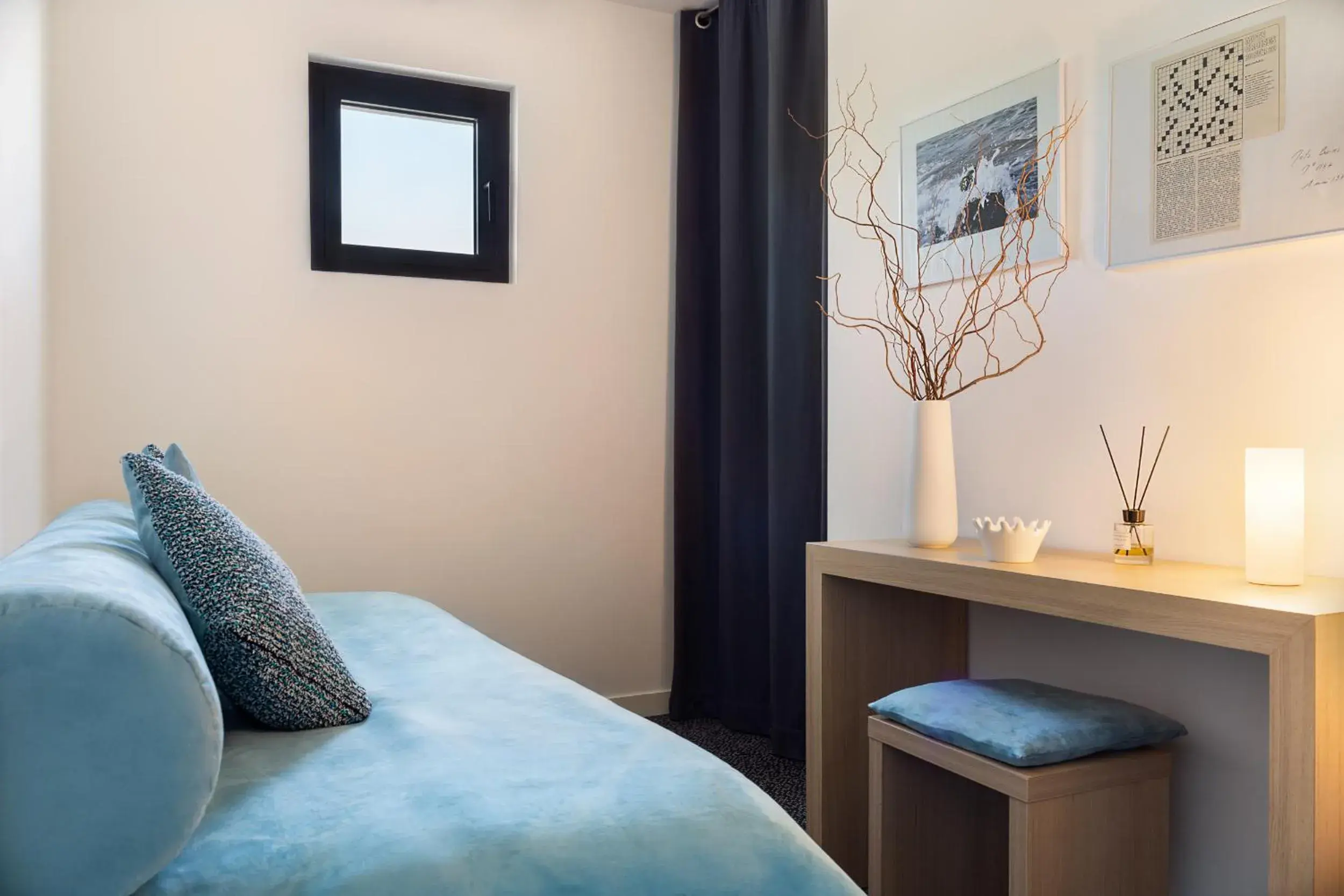 Bedroom, Bed in Grand Hotel Du Golfe