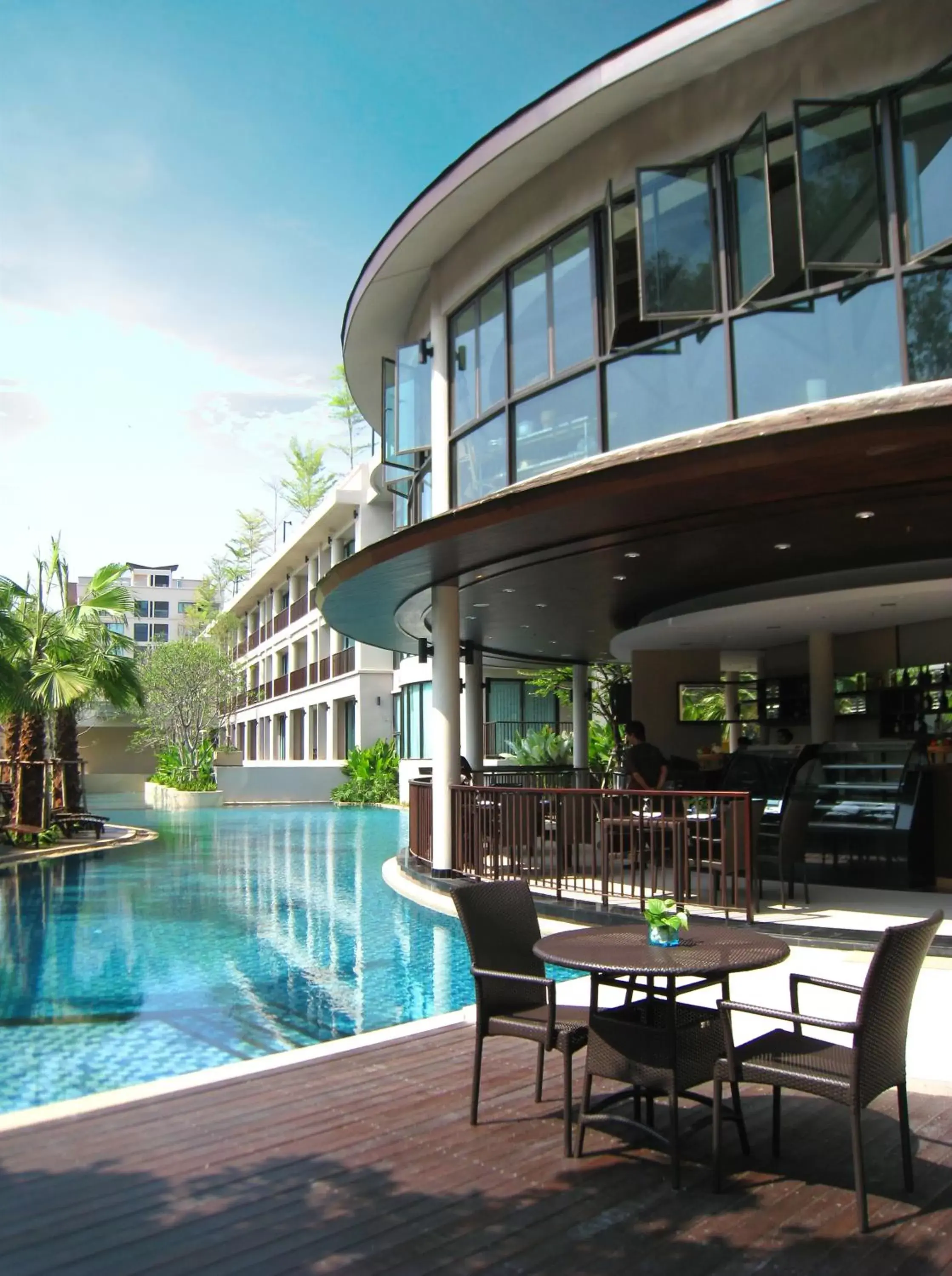 Swimming pool in Tara Mantra Cha-Am Resort Swimming pool in Tara Mantra Cha-Am Resort