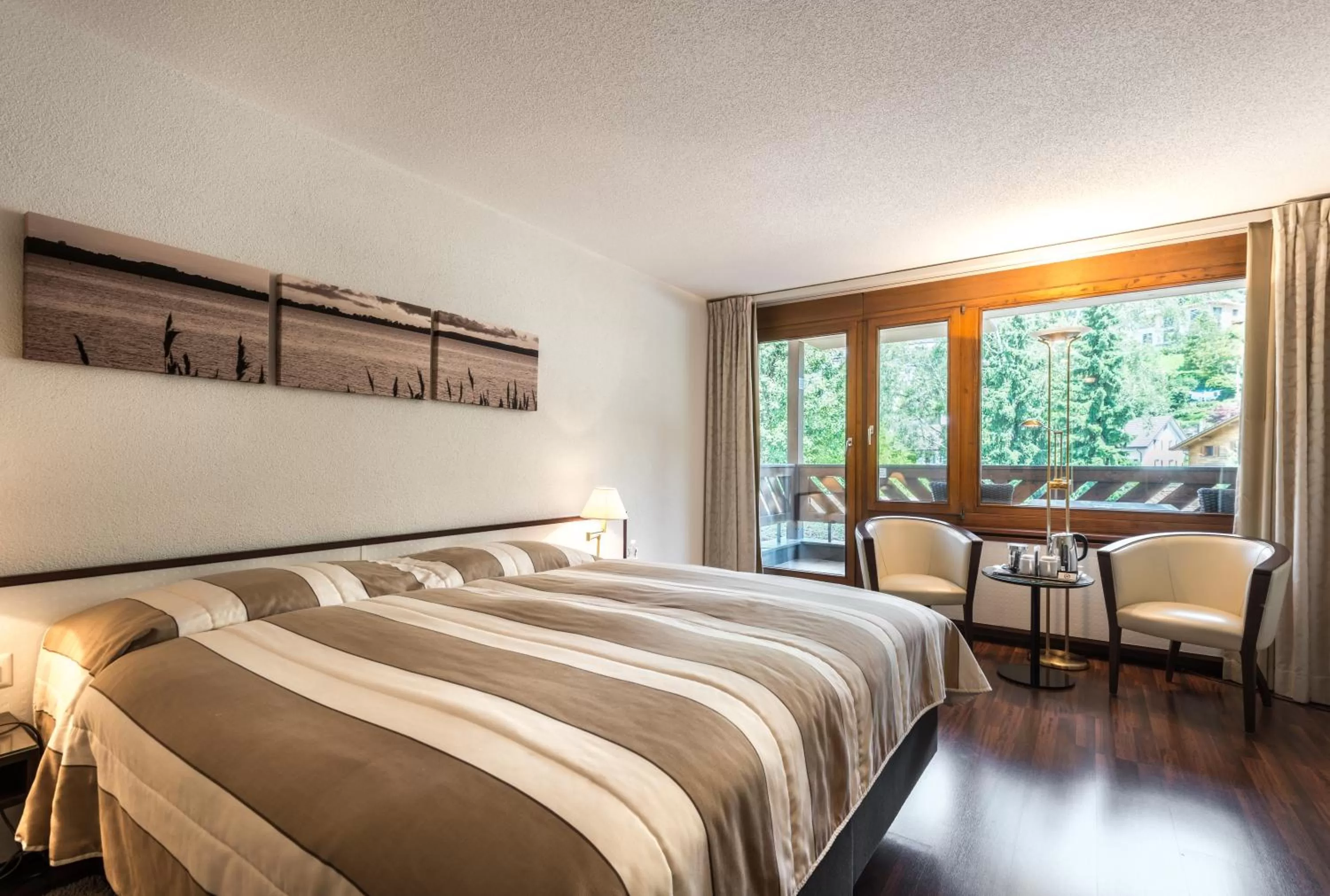 Photo of the whole room, Bed in Seehotel Sternen