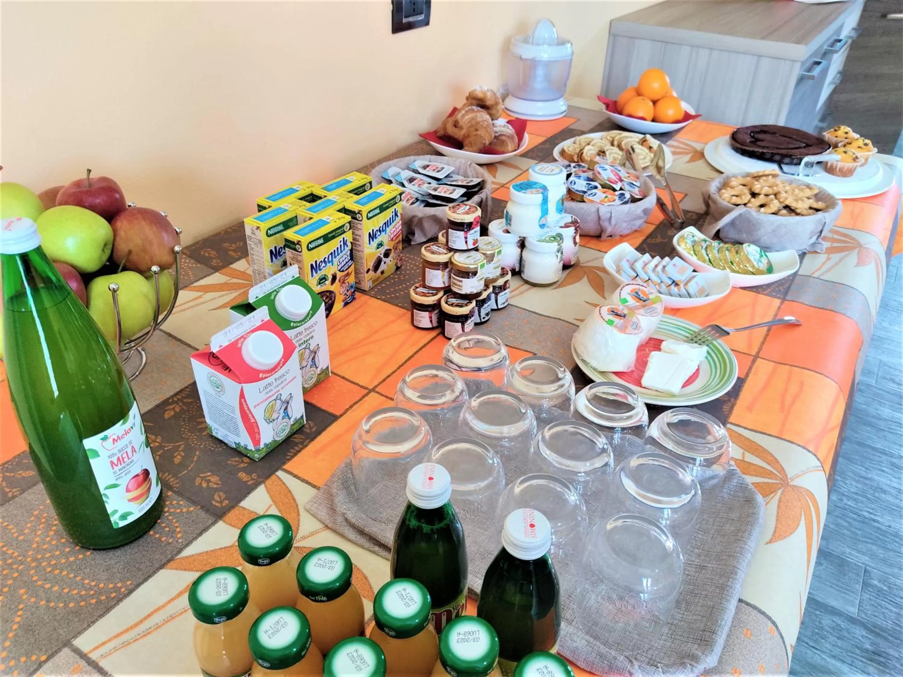 Buffet breakfast in B&B Il Germoglio