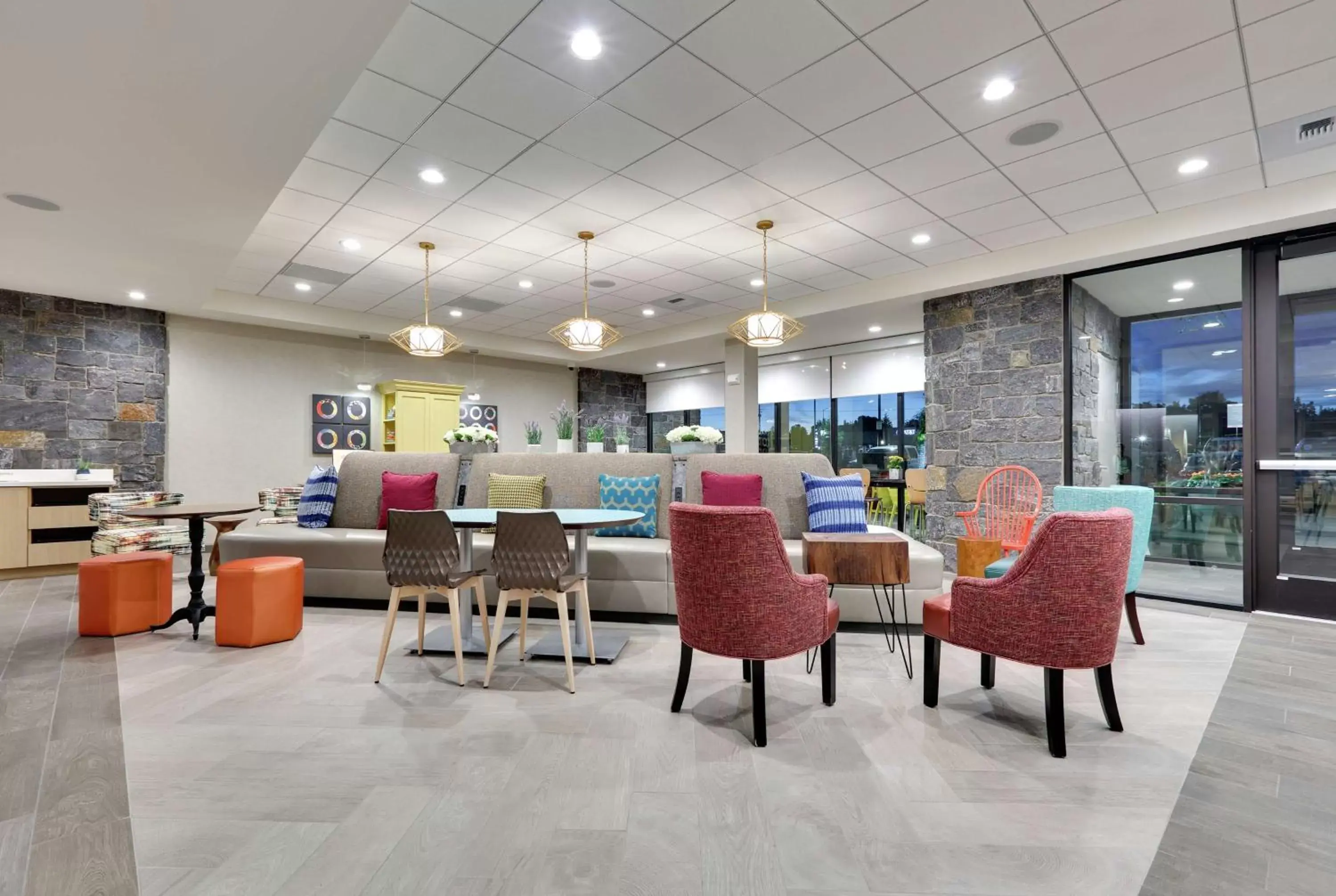 Lobby or reception, Restaurant/Places to Eat in Home2 Suites By Hilton Yakima Airport