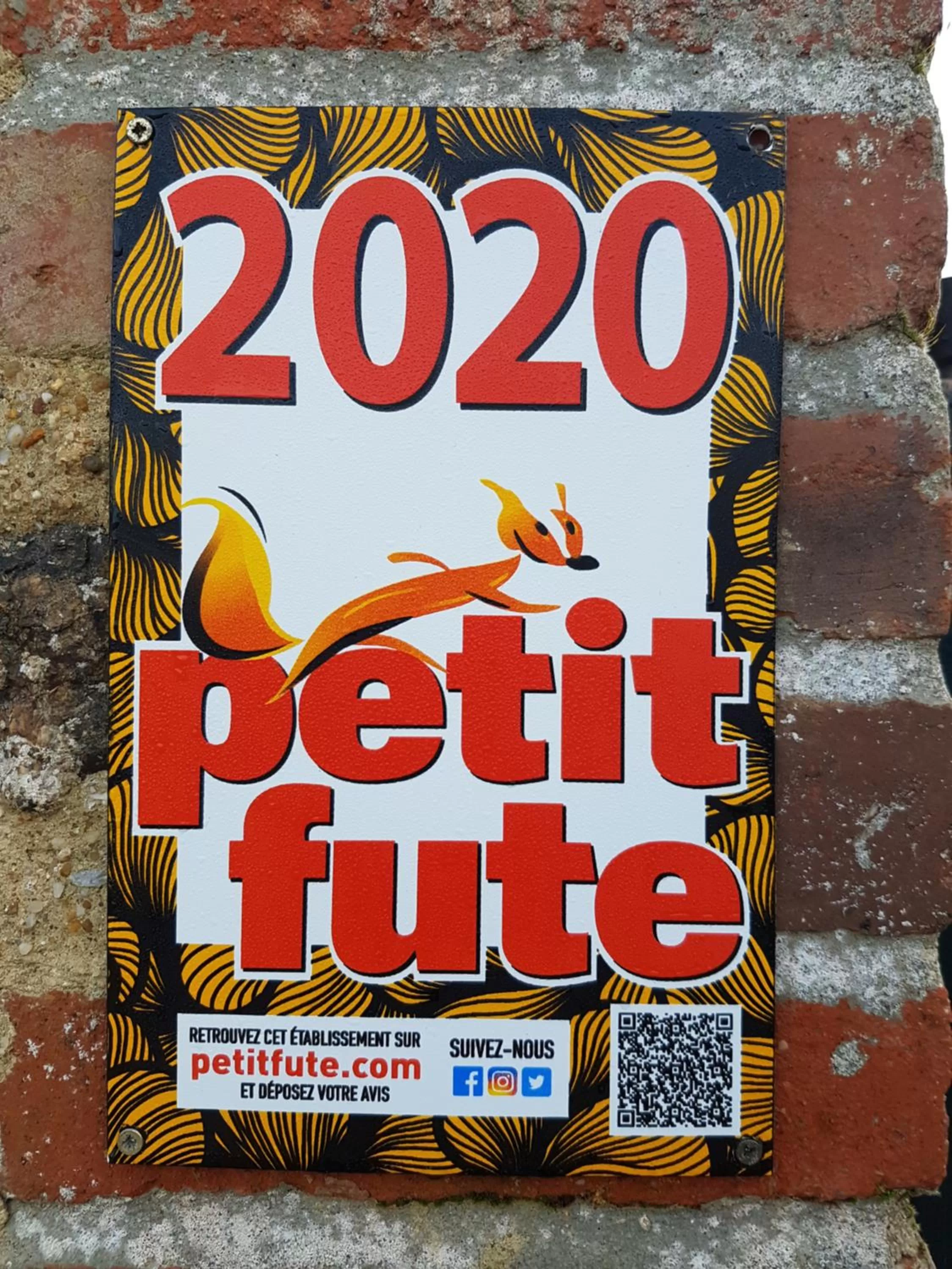 Certificate/Award, Property Logo/Sign in B&B Domaine de La Corbe