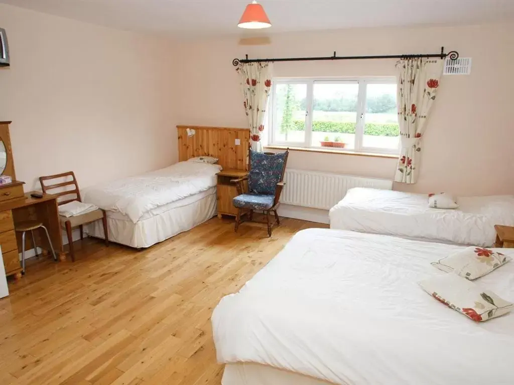 Bedroom, Bed in Dun Cromain B&B