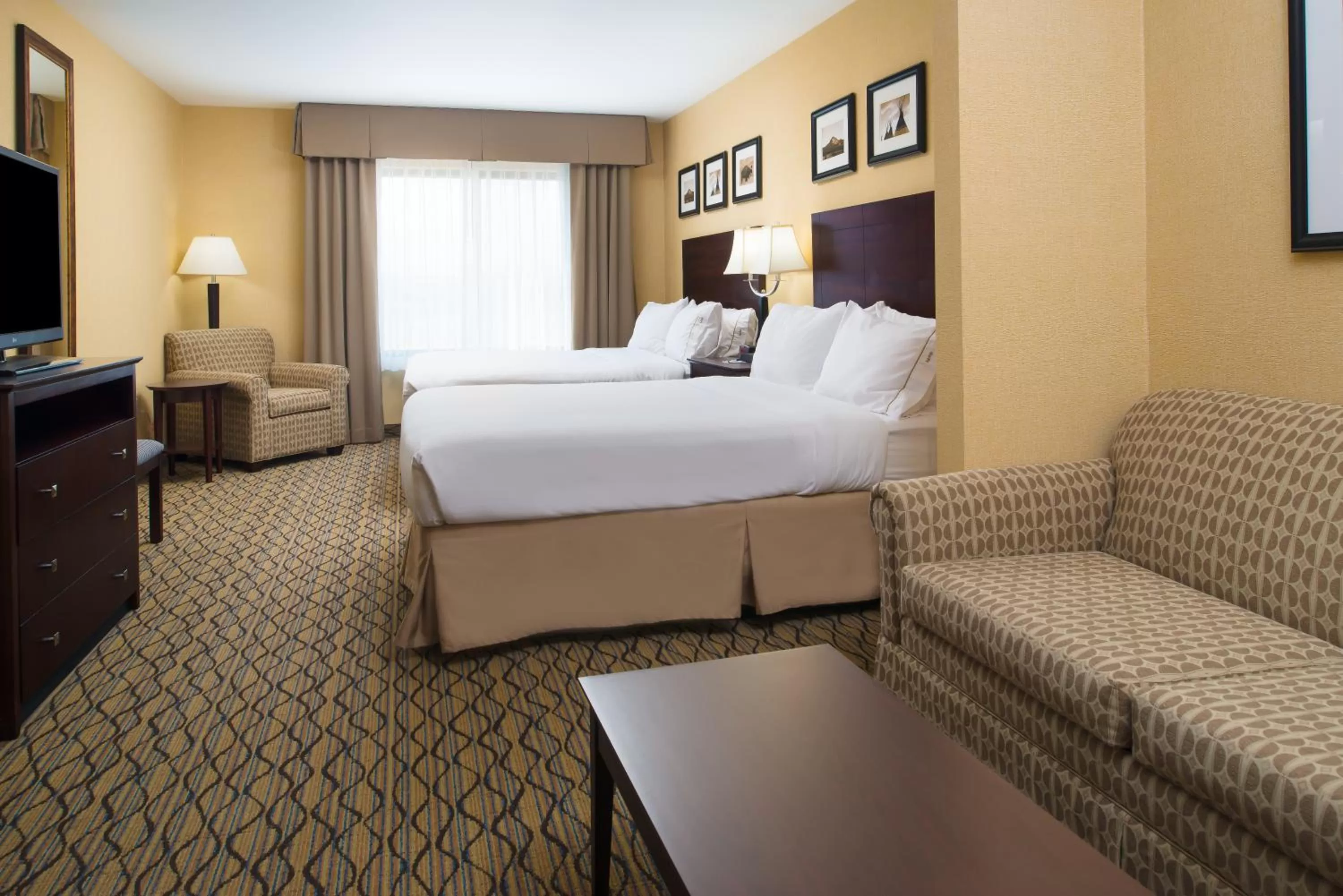 Day in Glacier Peaks Hotel