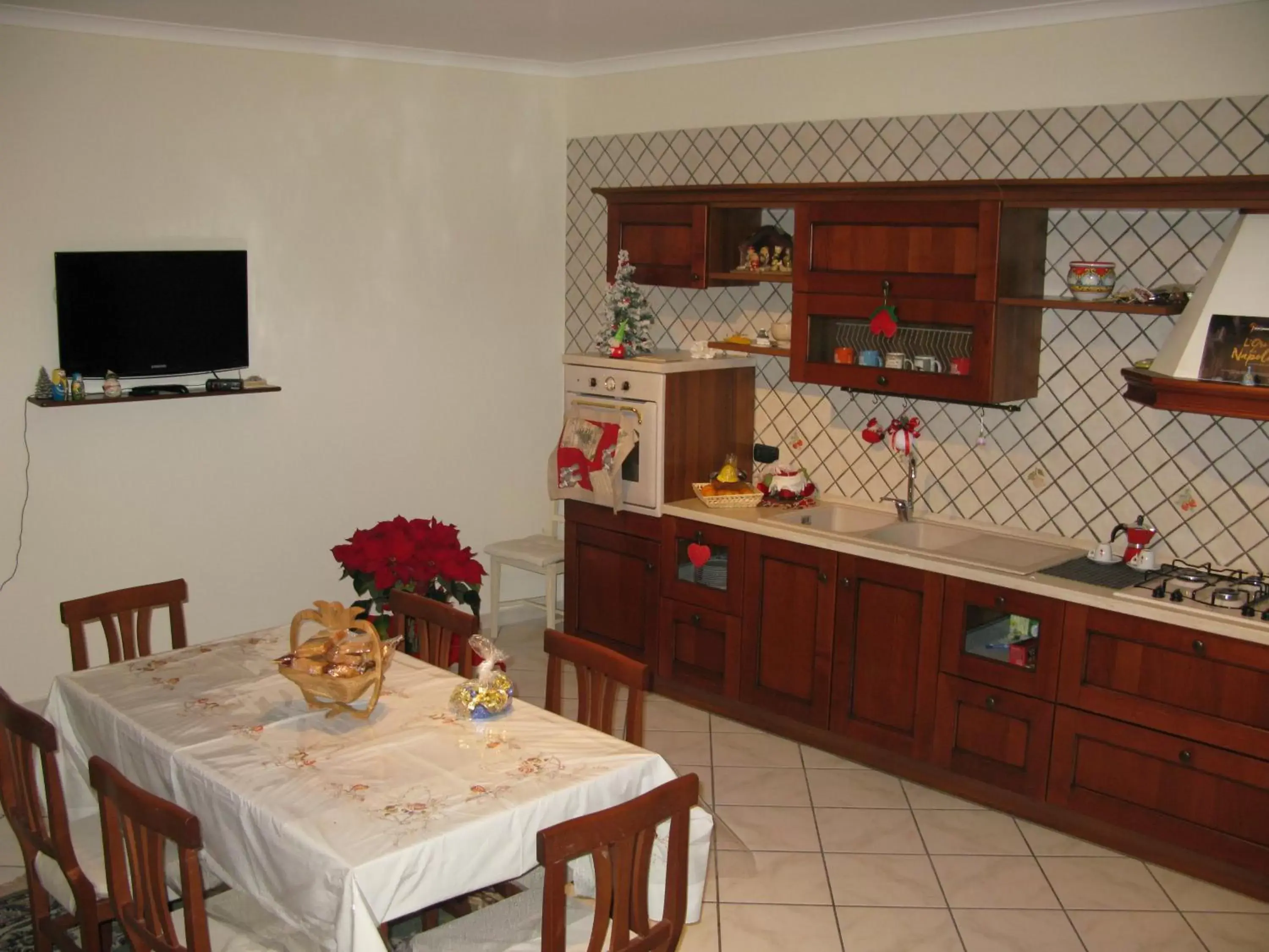 TV and multimedia, Kitchen/Kitchenette in B&B Eracle