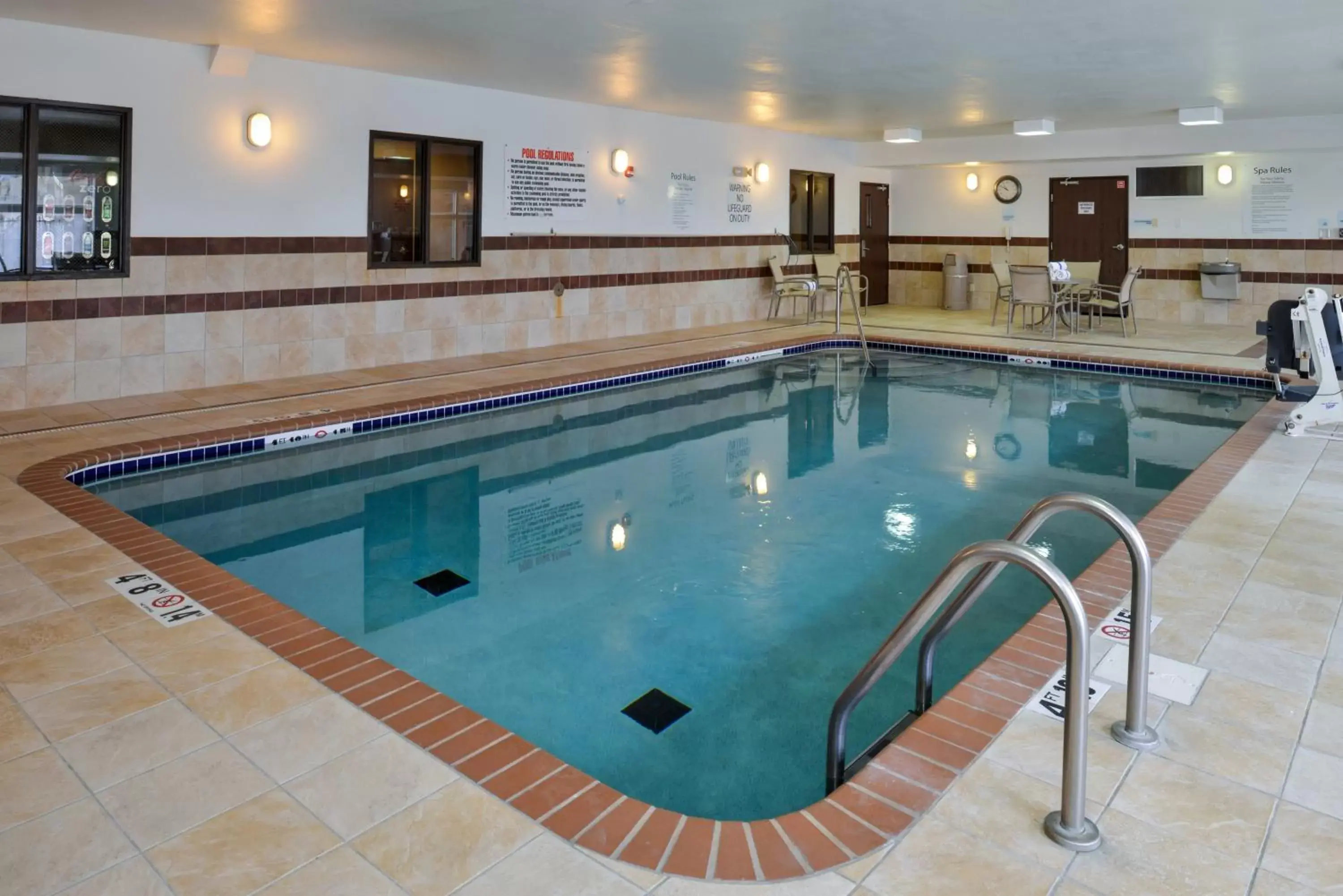 Swimming pool in Holiday Inn Express Hotel & Suites Cherry Hills by IHG Swimming pool in Holiday Inn Express Hotel & Suites Cherry Hills by IHG