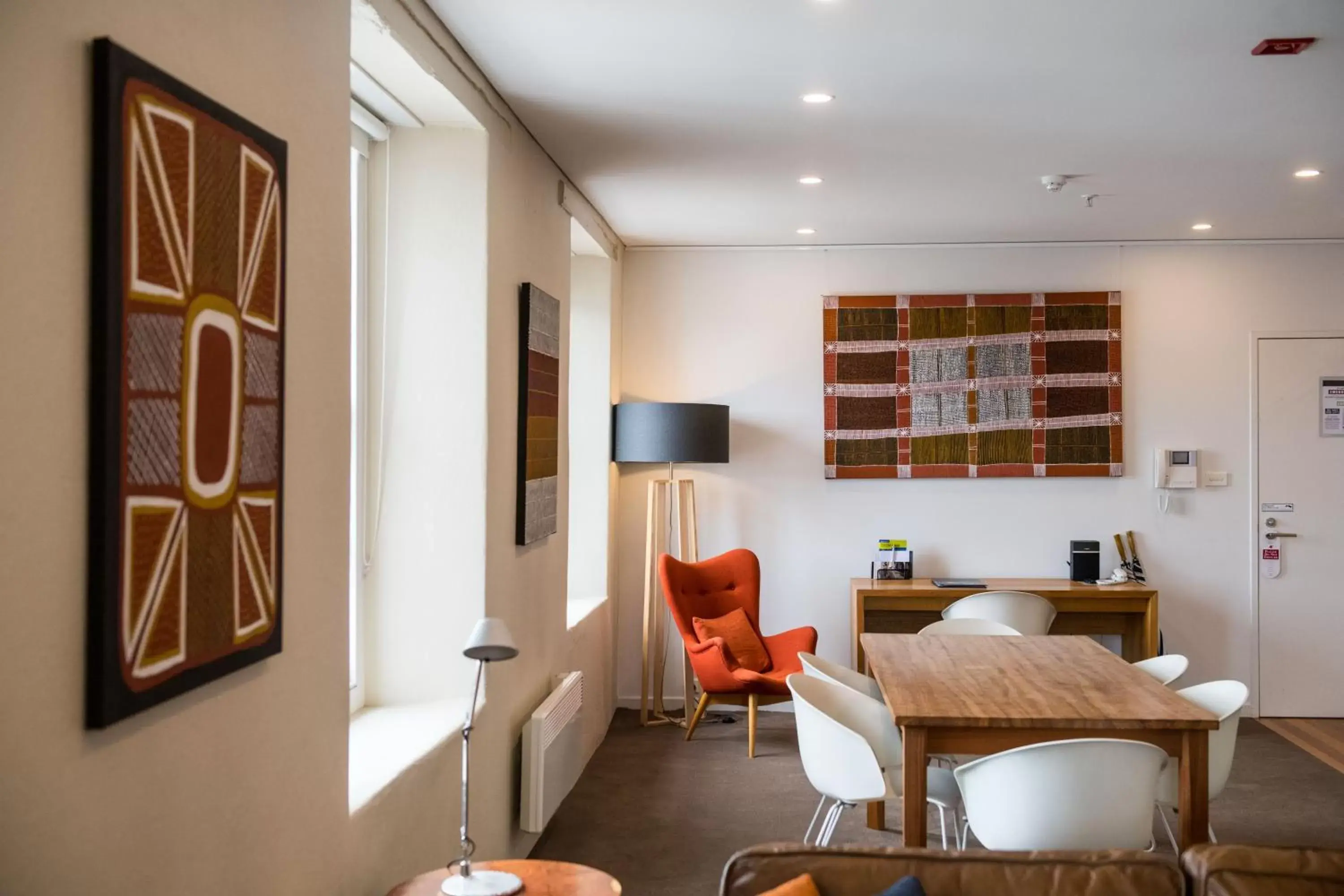 Dining Area in Sullivans Cove Apartments