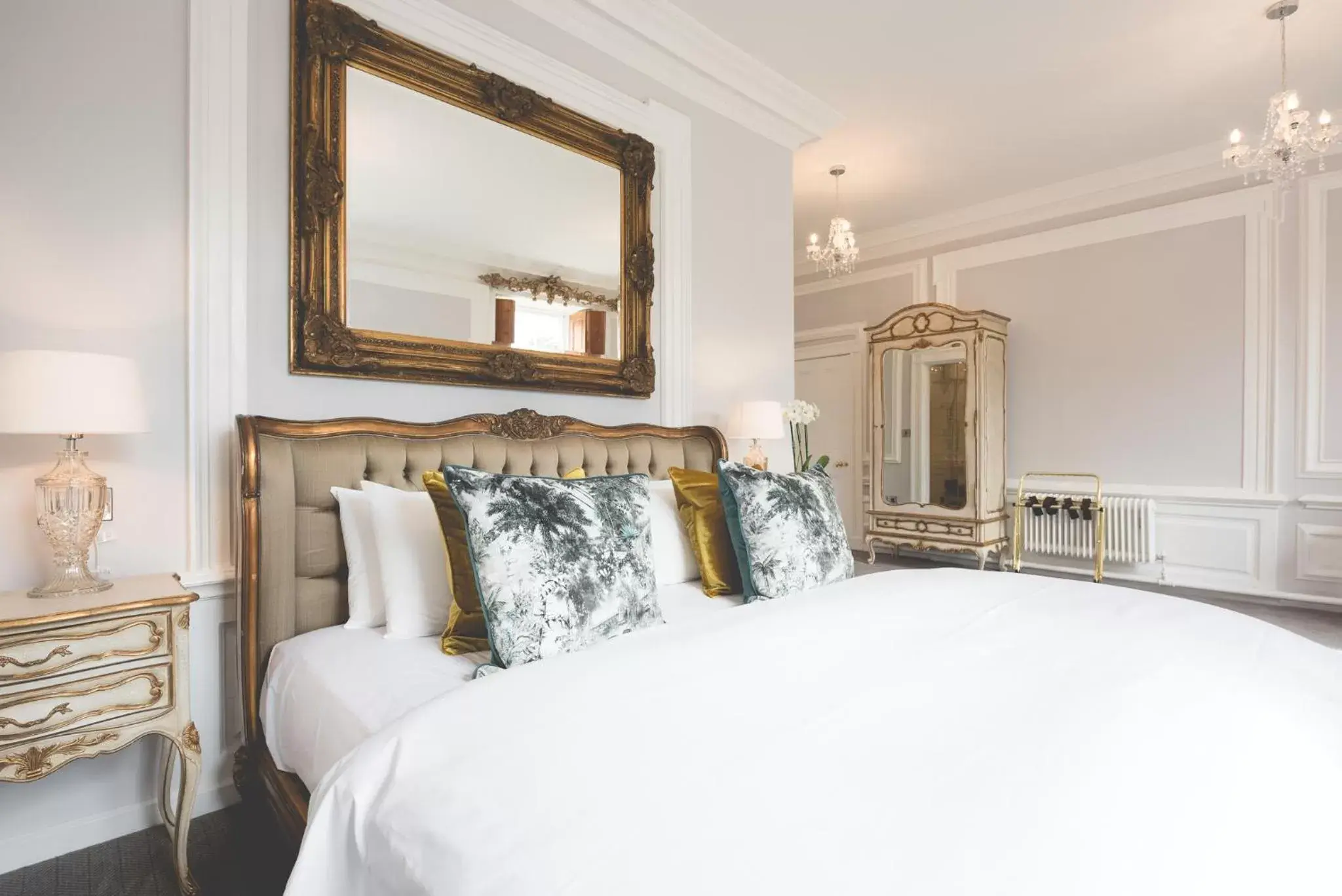 Bedroom, Bed in Beamish Hall Country House Hotel, BW Premier Collection