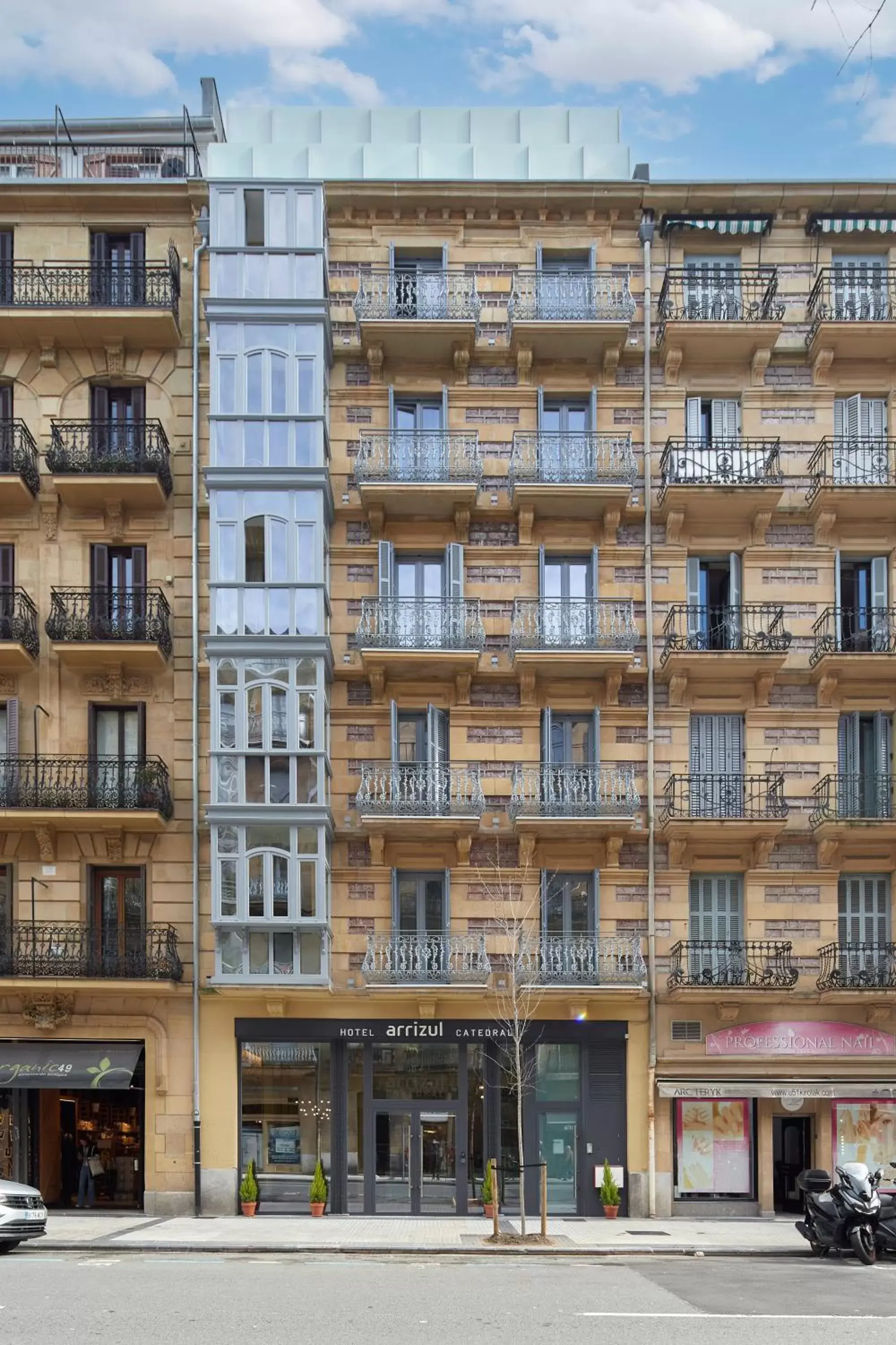 Facade/entrance, Property Building in HOTEL ARRIZUL CATEDRAL