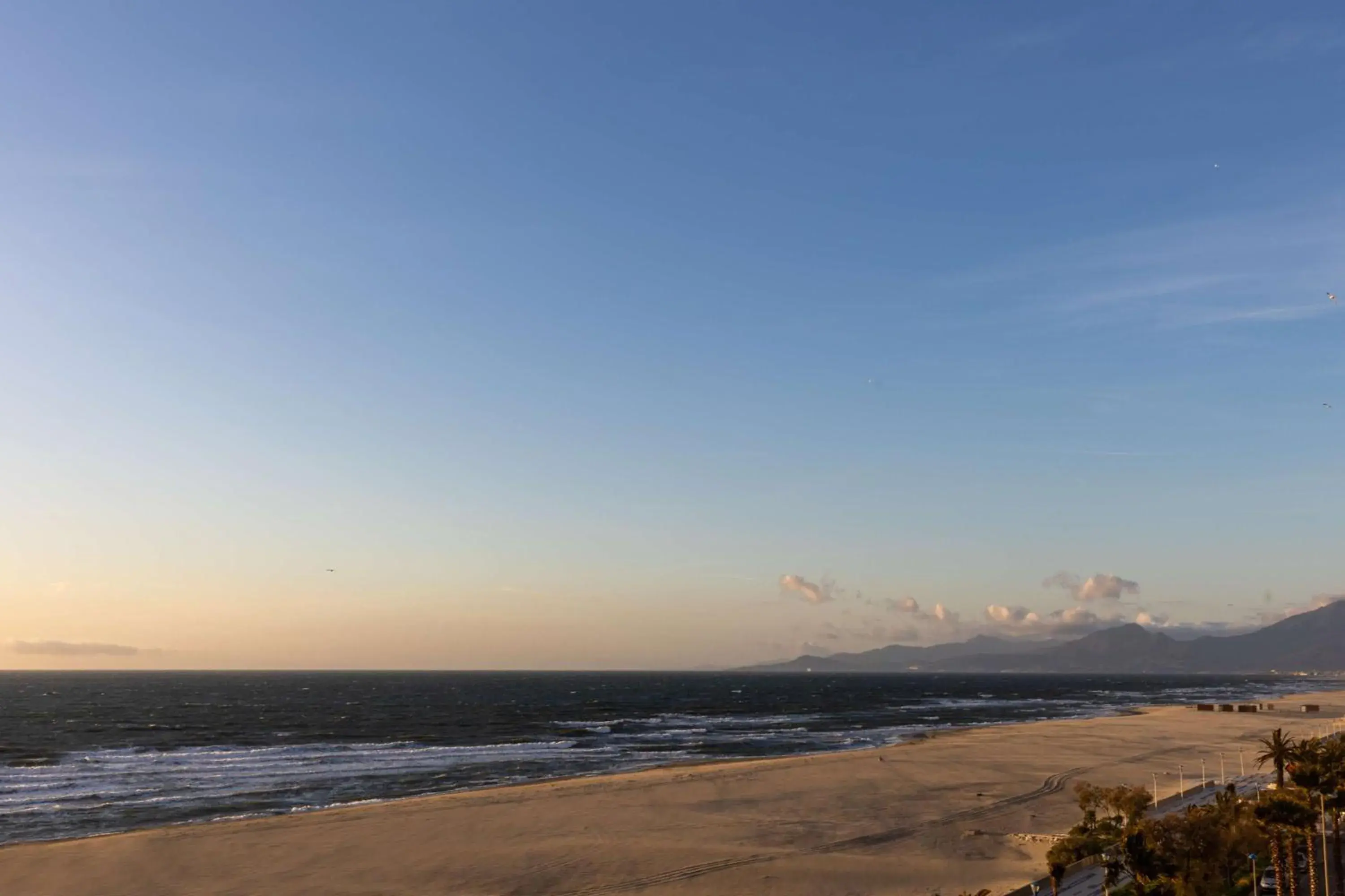 View (from property/room), Beach in Best Western Hotel Canet-Plage