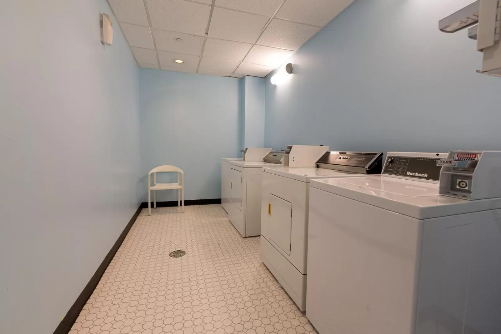 Area and facilities in Capital Plaza Hotel