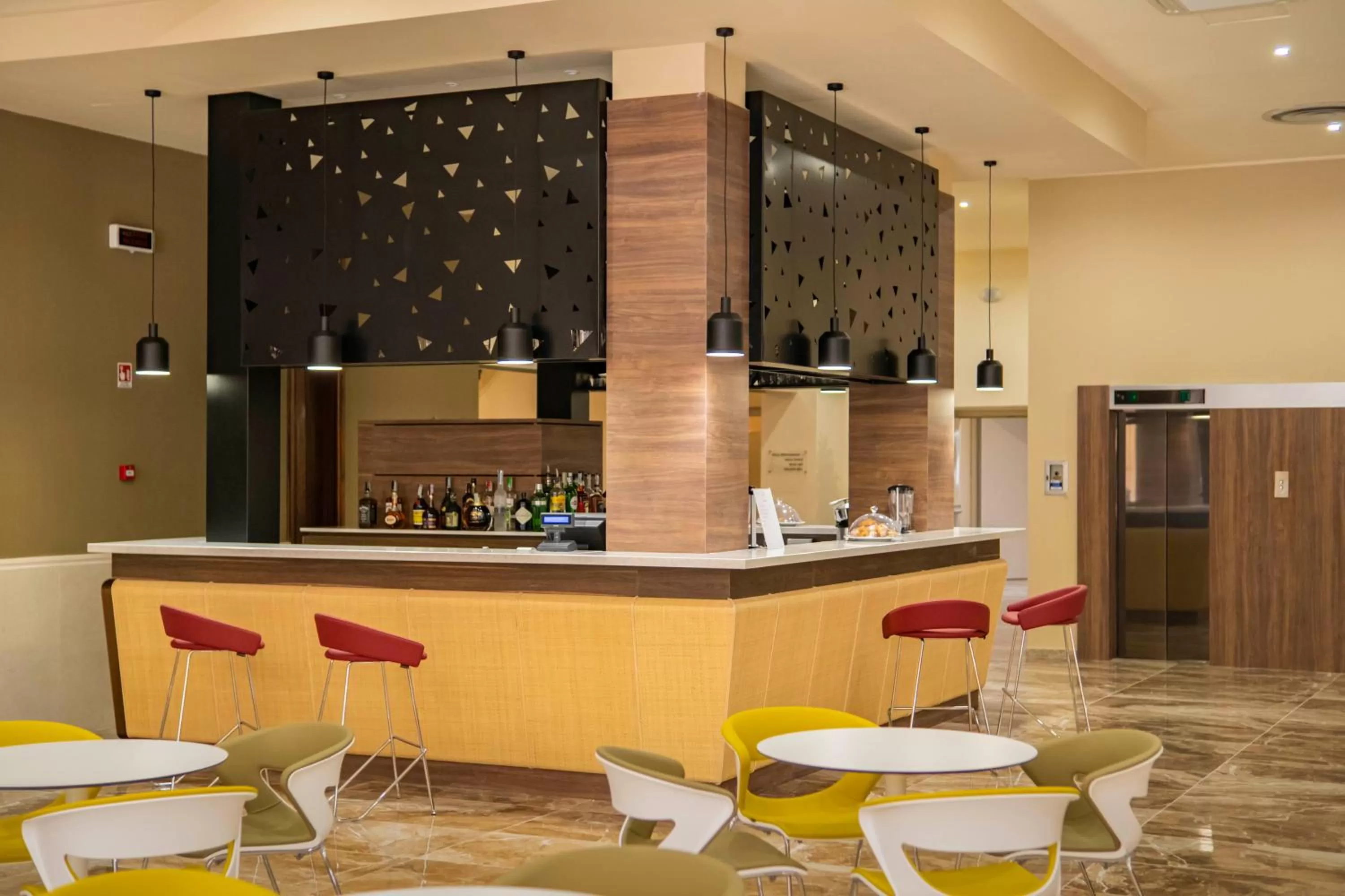 Lounge or bar in Mercure Hotel President Lecce