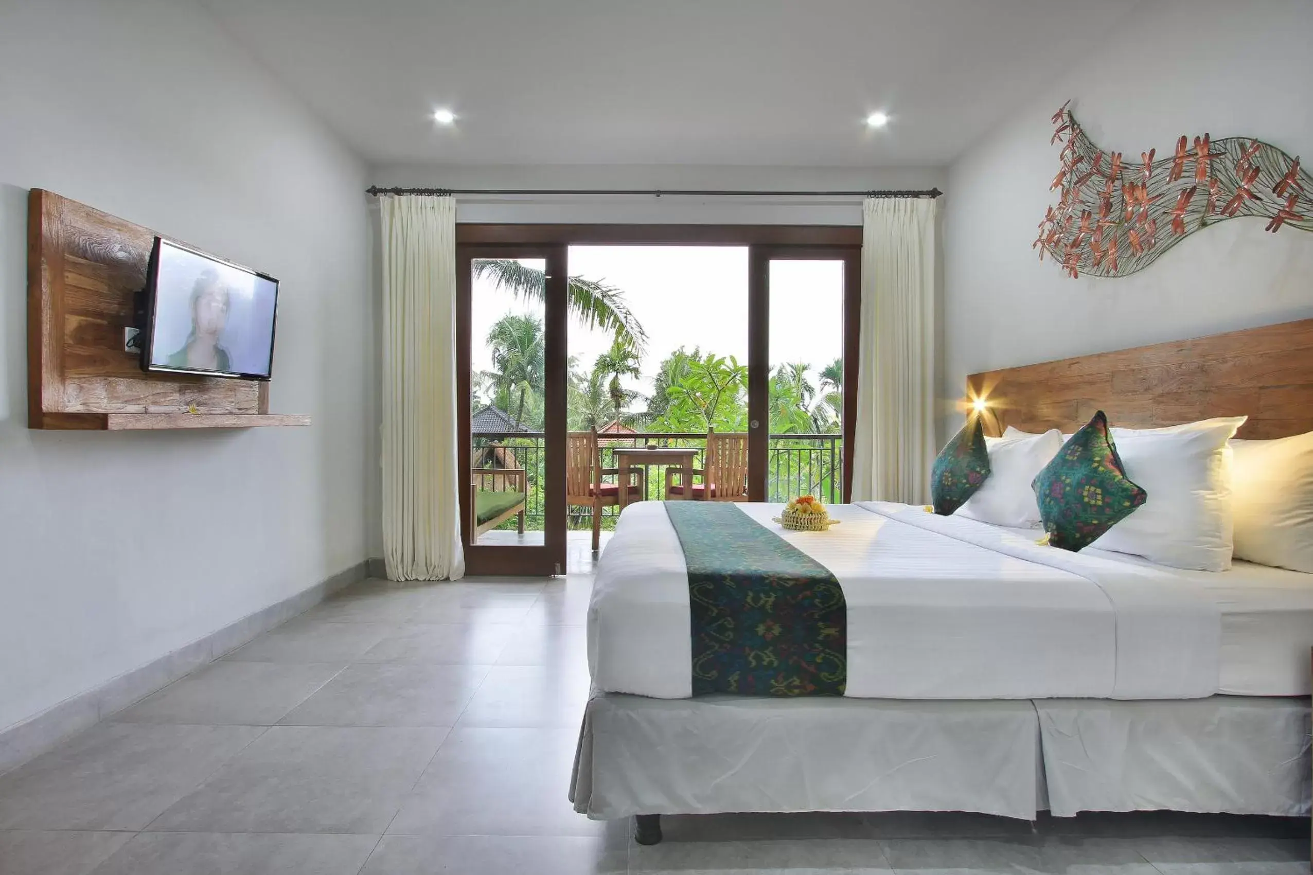 Photo of the whole room, Bed in Bucu View Resort